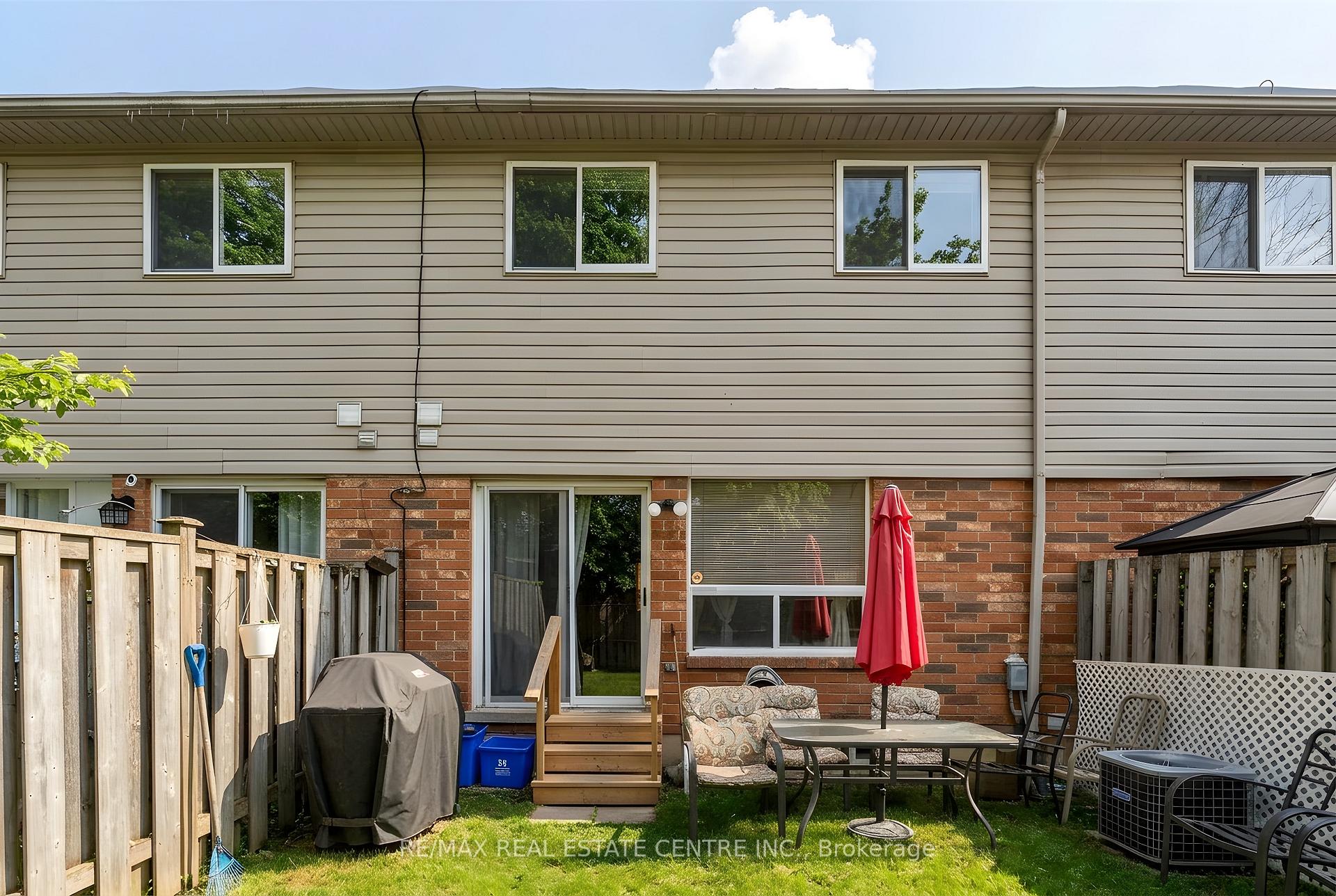 Photo 29 of Unit 29, 10 Cadham Boulevard, Hamilton, Broughton — HOMEH