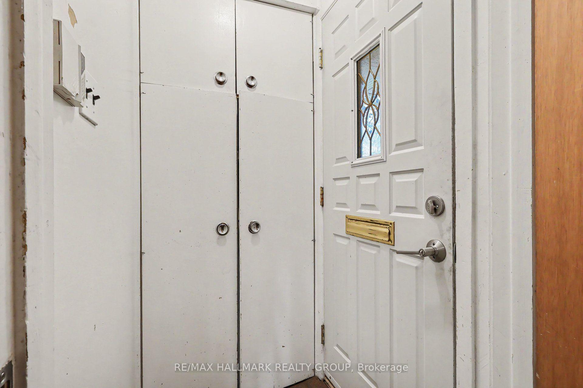 Photo 3 of 173 Wingham Place, Ottawa, Manor Park — HOMEH