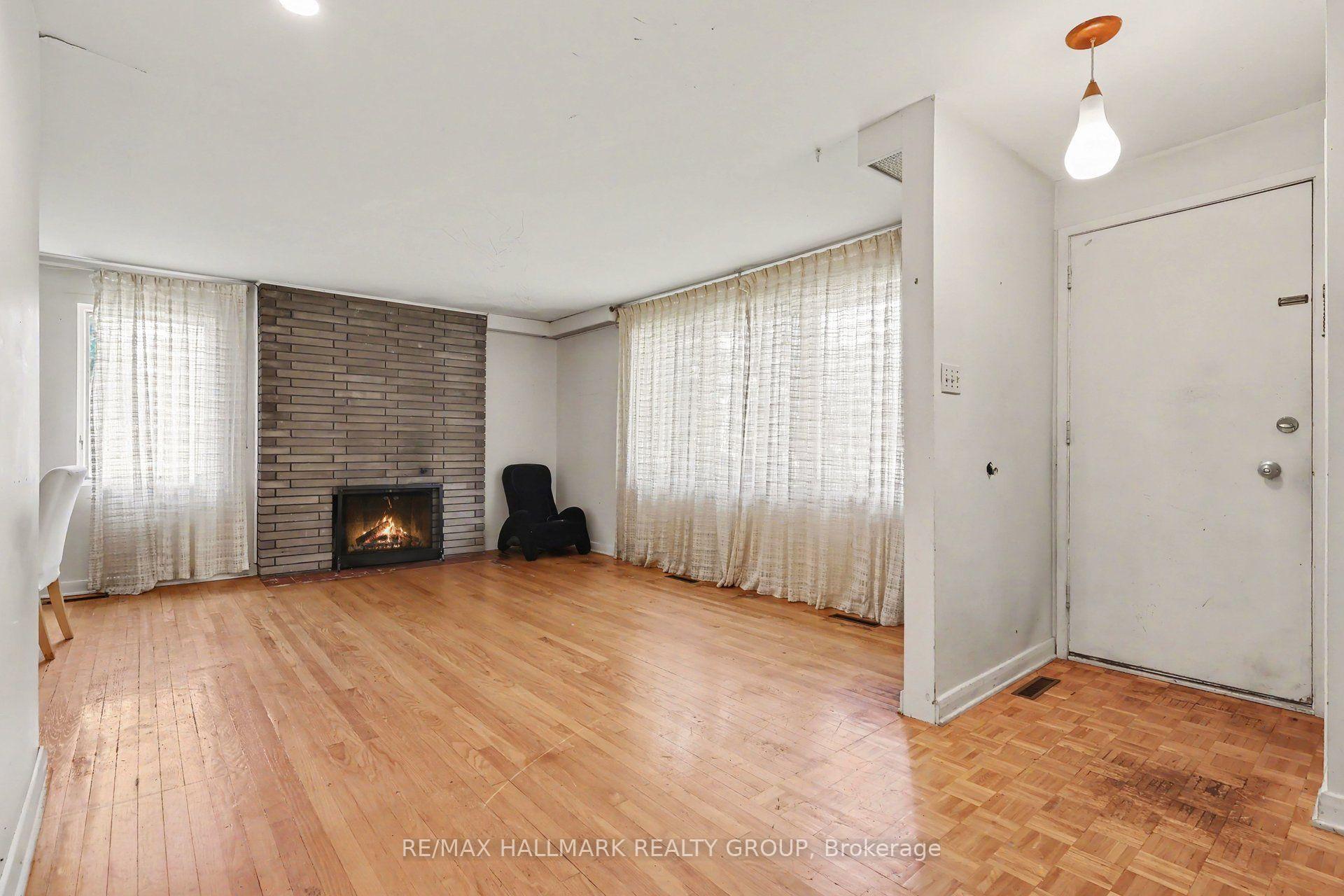 Photo 4 of 173 Wingham Place, Ottawa, Manor Park — HOMEH