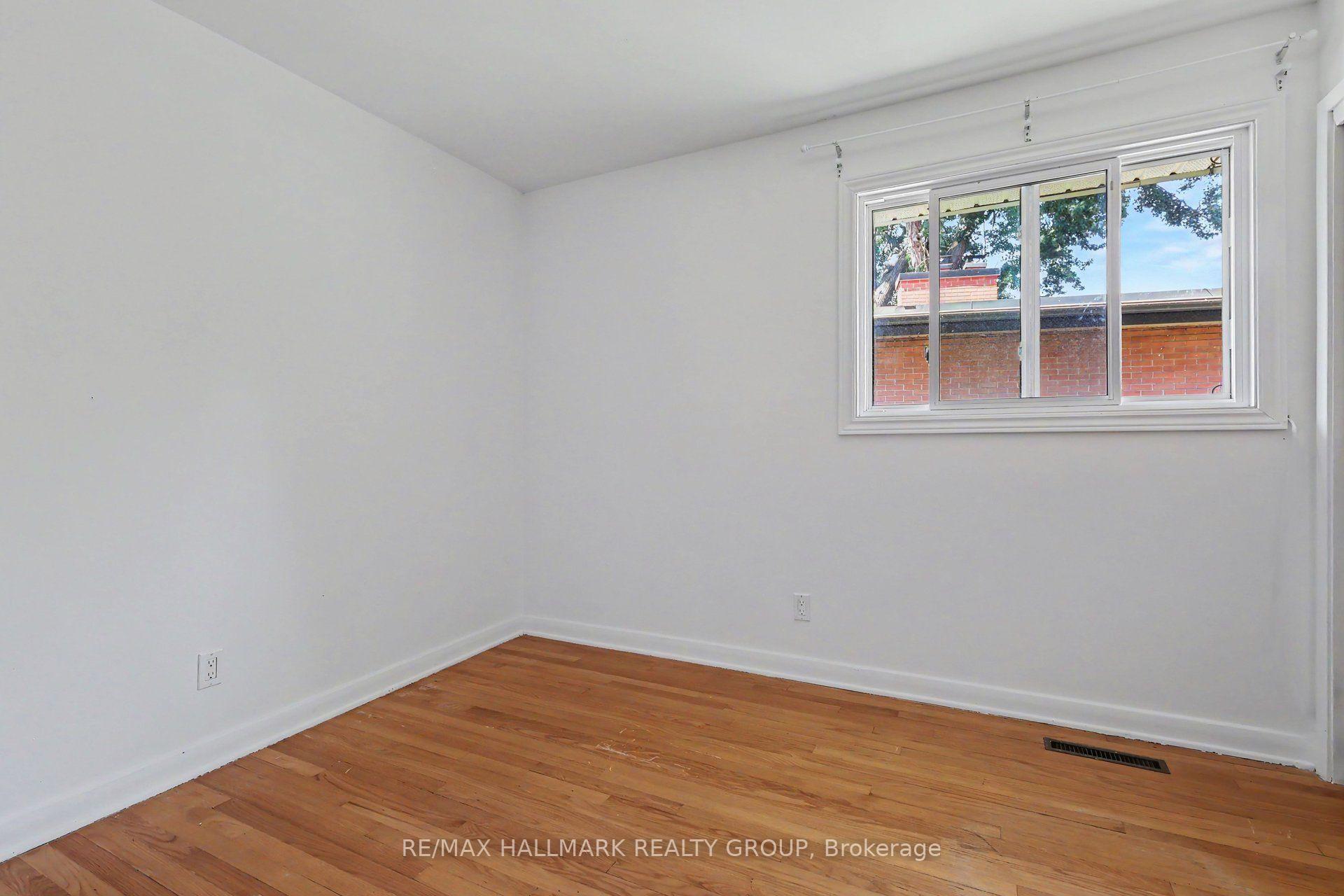 Photo 19 of 173 Wingham Place, Ottawa, Manor Park — HOMEH