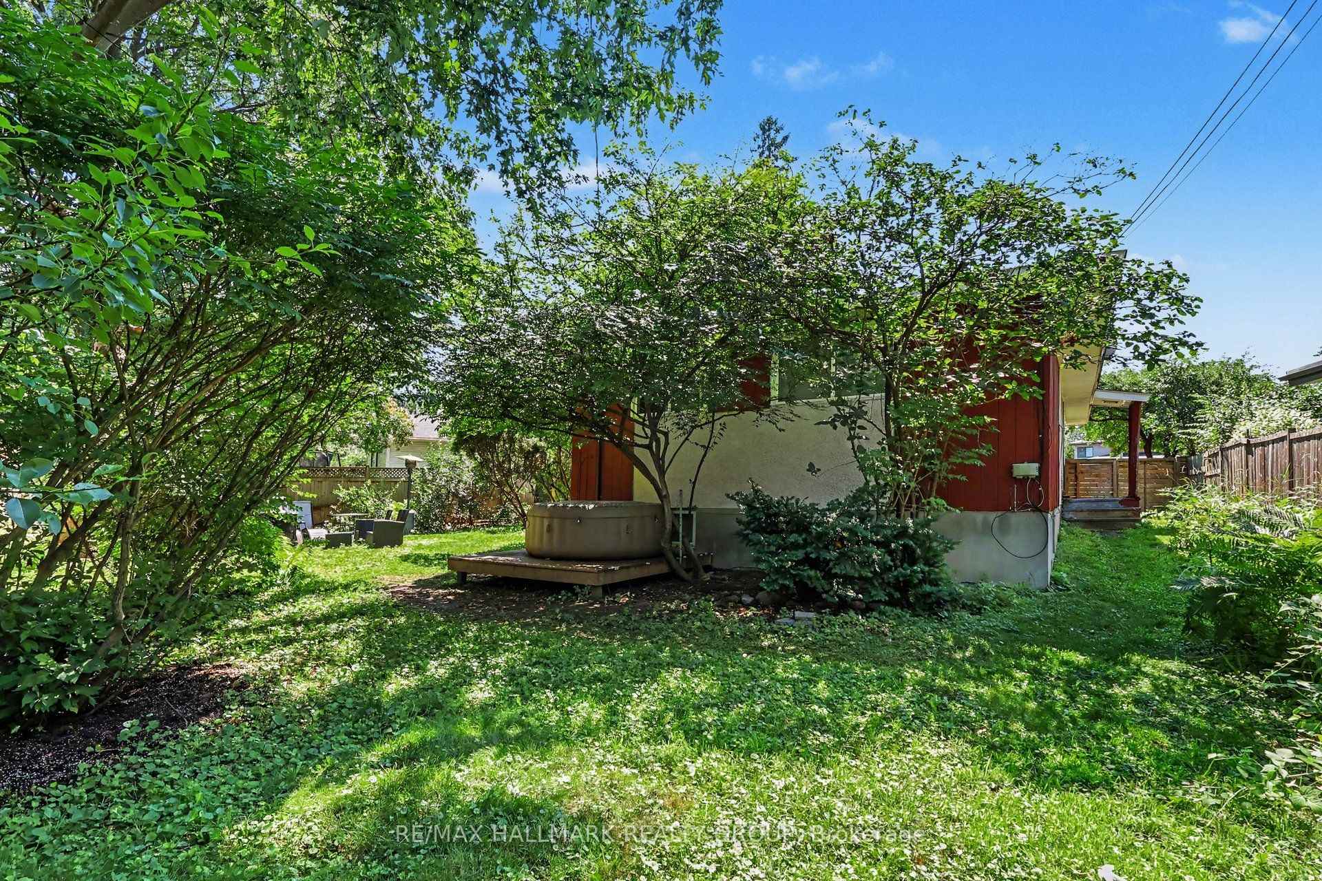 Photo 29 of 173 Wingham Place, Ottawa, Manor Park — HOMEH