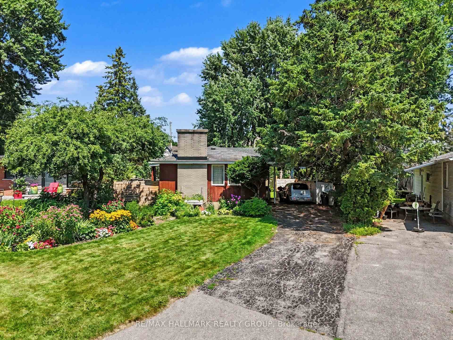 Photo 32 of 173 Wingham Place, Ottawa, Manor Park — HOMEH