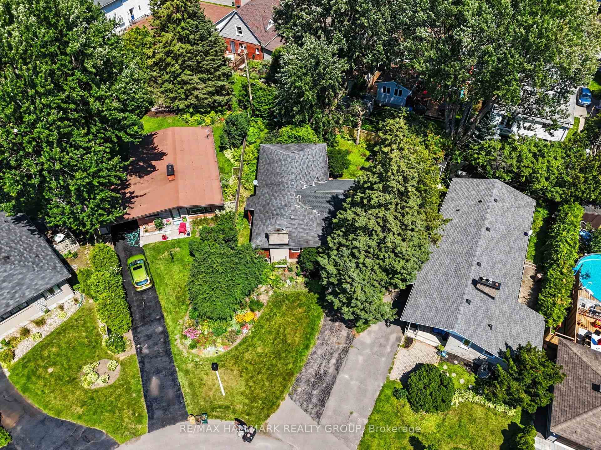 Photo 33 of 173 Wingham Place, Ottawa, Manor Park — HOMEH