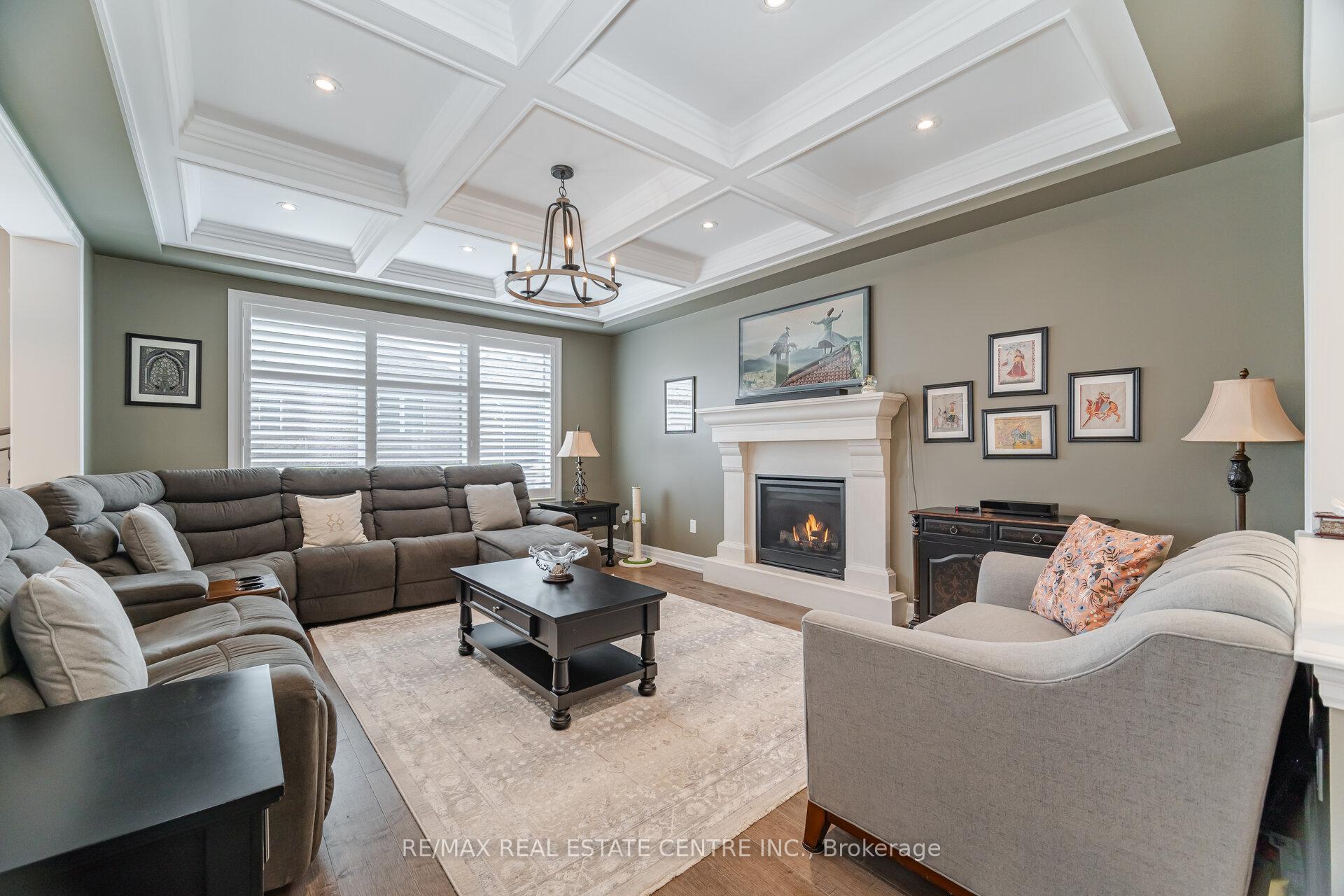 Photo 10 of 156 Camellia Crescent, Oakville, Glenorchy — HOMEH