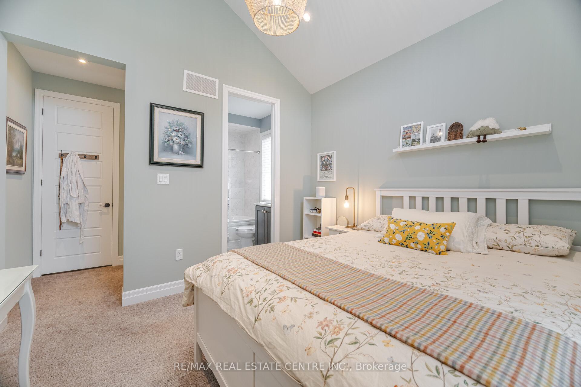 Photo 34 of 156 Camellia Crescent, Oakville, Glenorchy — HOMEH