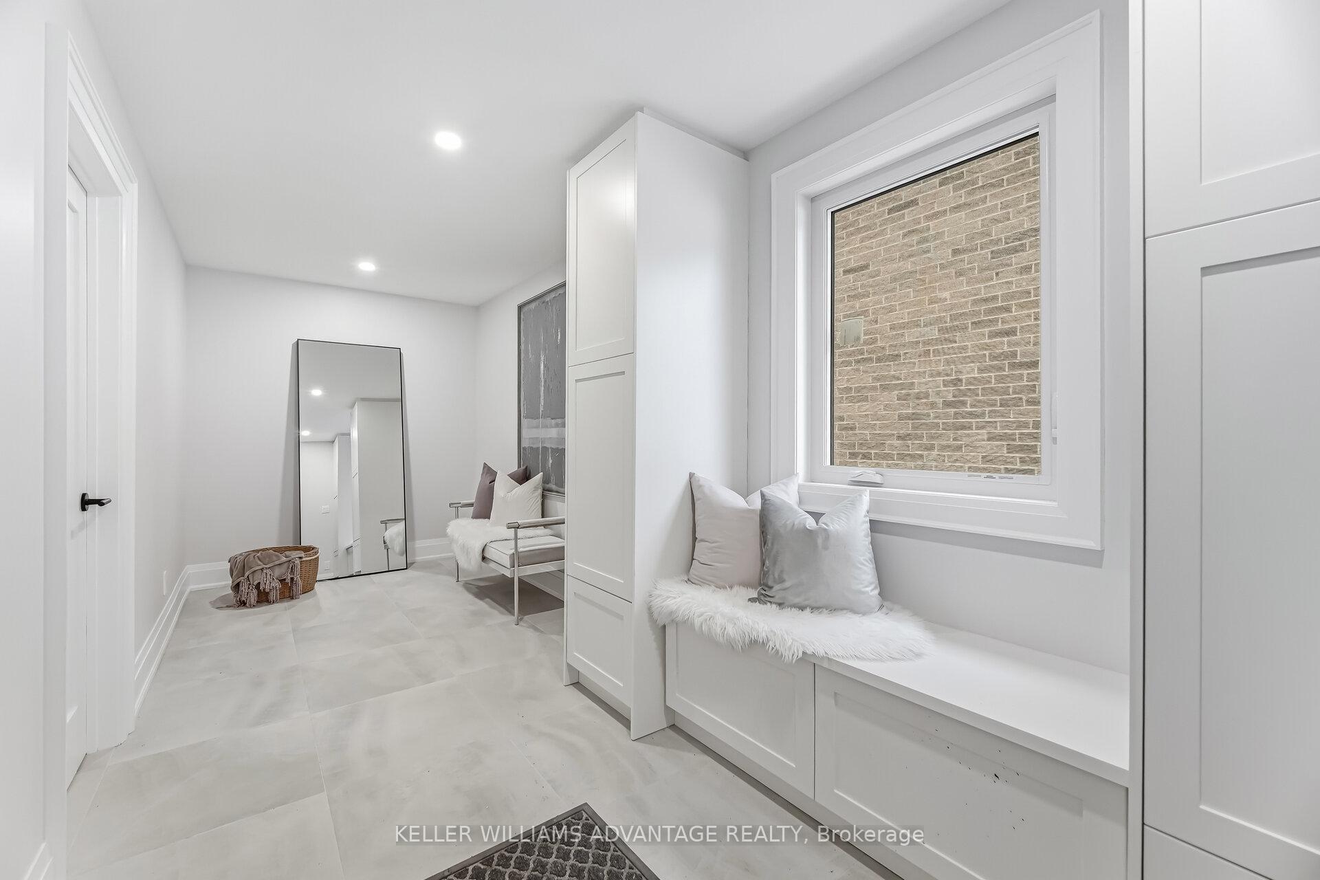 Photo 16 of 711 Hillview Crescent, Pickering, West Shore — HOMEH