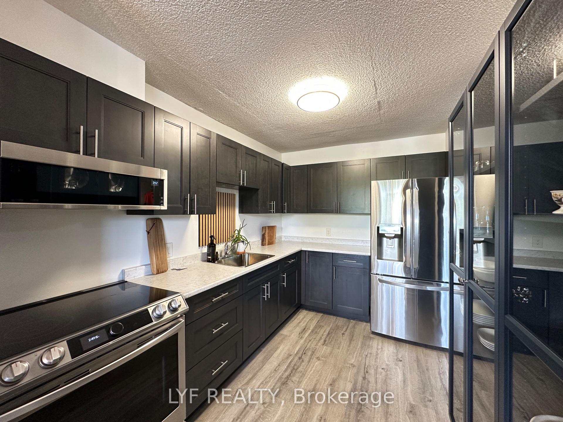 Photo 5 of Unit 401, 81 Millside Drive, Milton, Old Milton — HOMEH