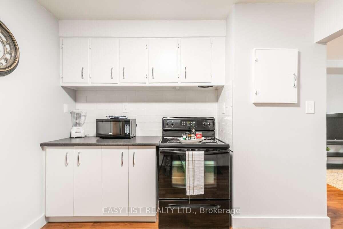 Photo 13 of 203 Marier Avenue, Ottawa, Vanier — HOMEH