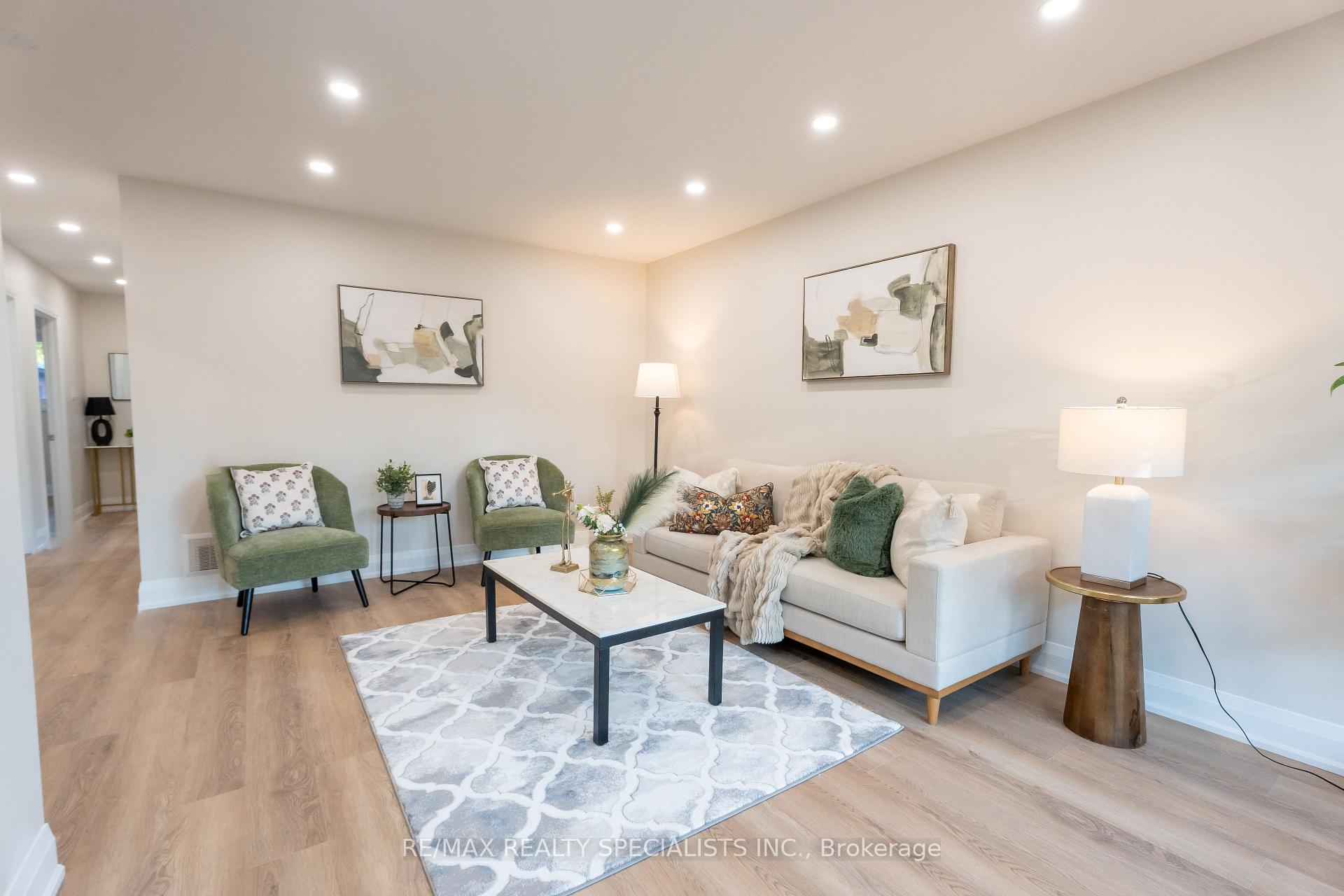 Photo 4 of 159 Bartley Bull Parkway, Brampton, Brampton East — HOMEH