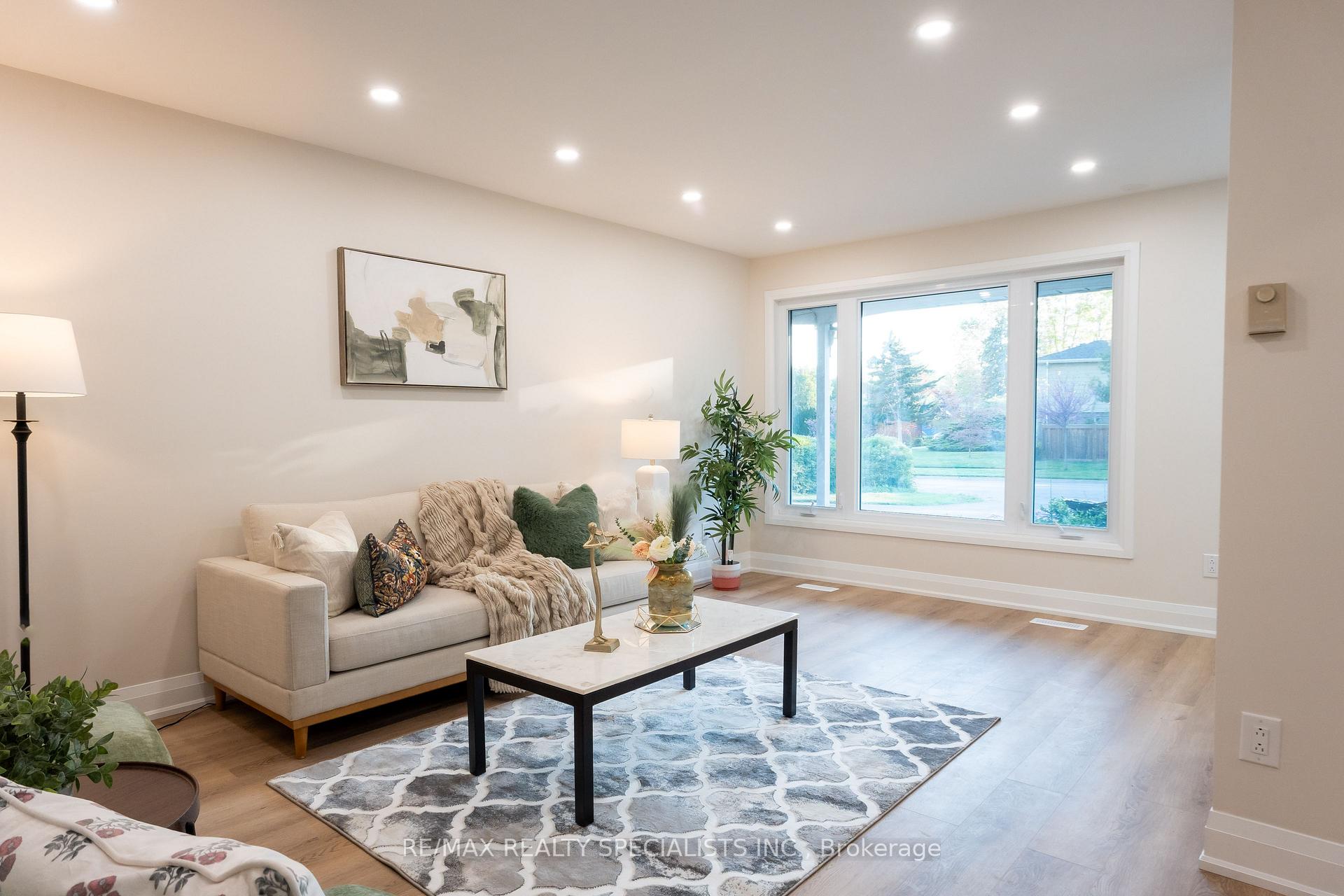 Photo 11 of 159 Bartley Bull Parkway, Brampton, Brampton East — HOMEH