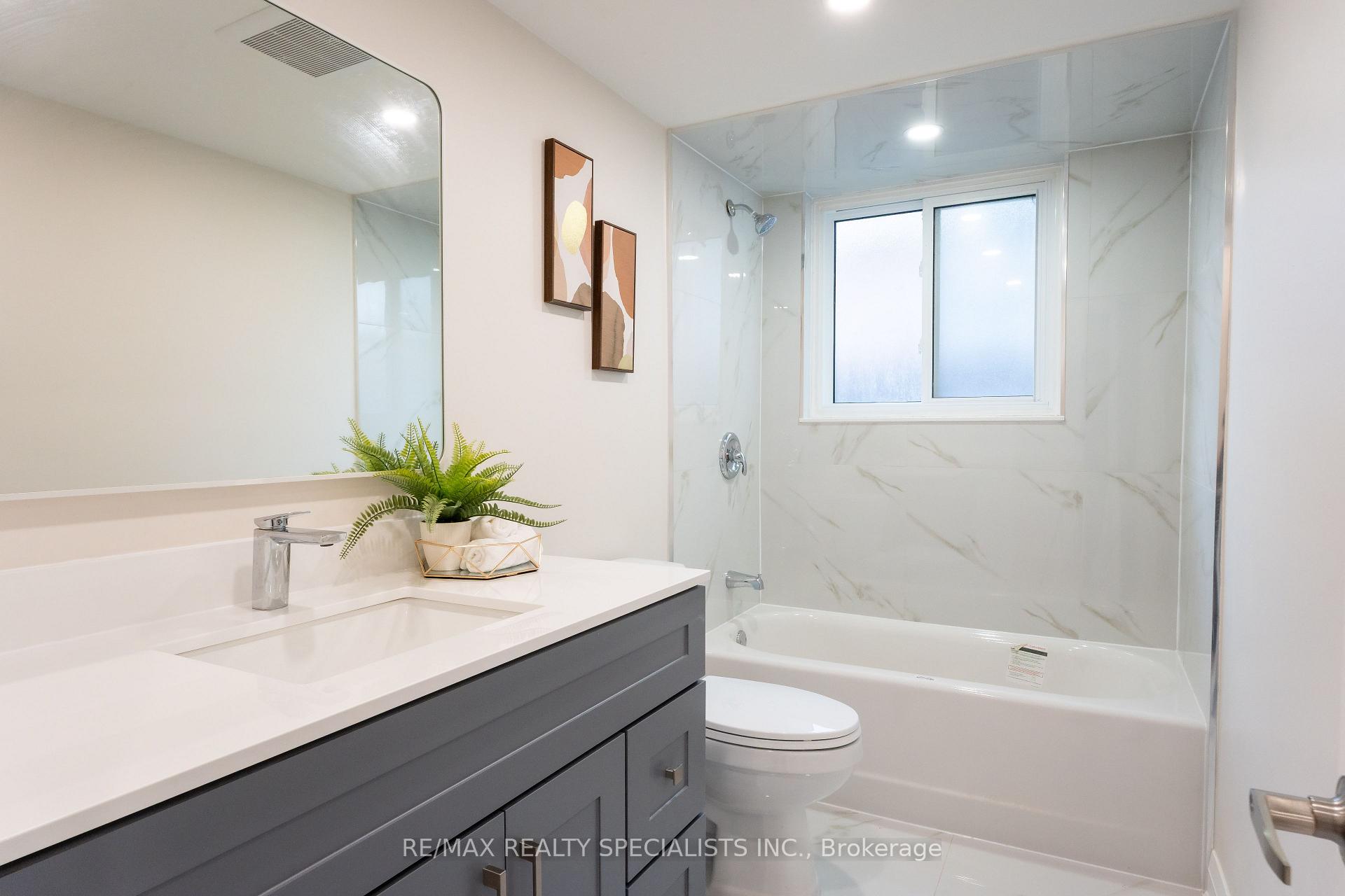 Photo 12 of 159 Bartley Bull Parkway, Brampton, Brampton East — HOMEH
