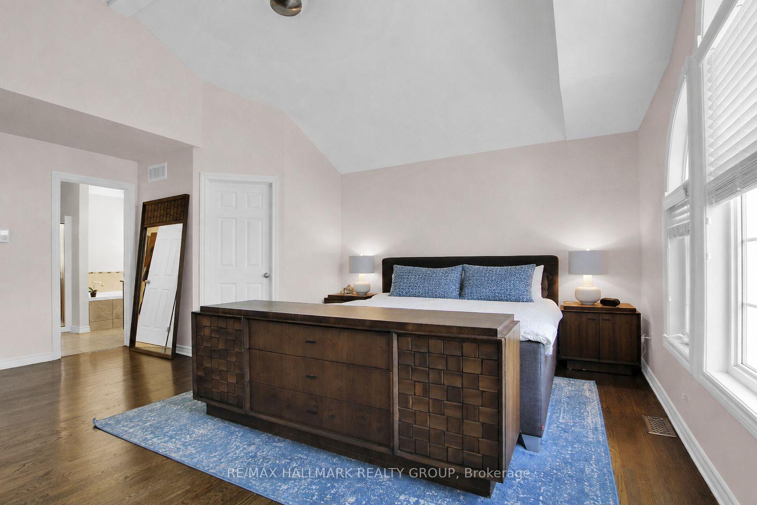 Photo 26 of 104 Strathcarron Crescent, Ottawa, Kanata - Morgan's Grant/South March — HOMEH