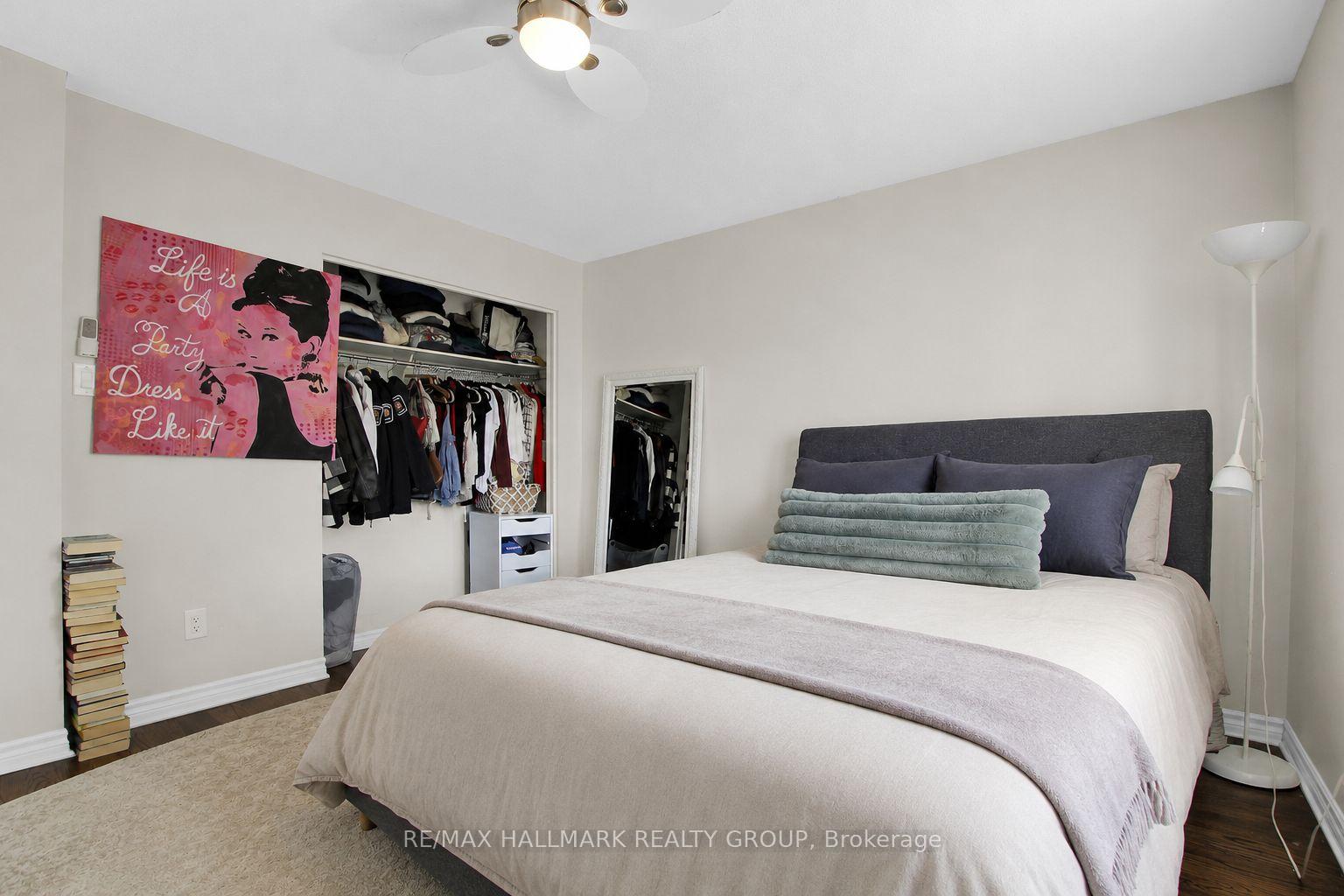 Photo 33 of 104 Strathcarron Crescent, Ottawa, Kanata - Morgan's Grant/South March — HOMEH