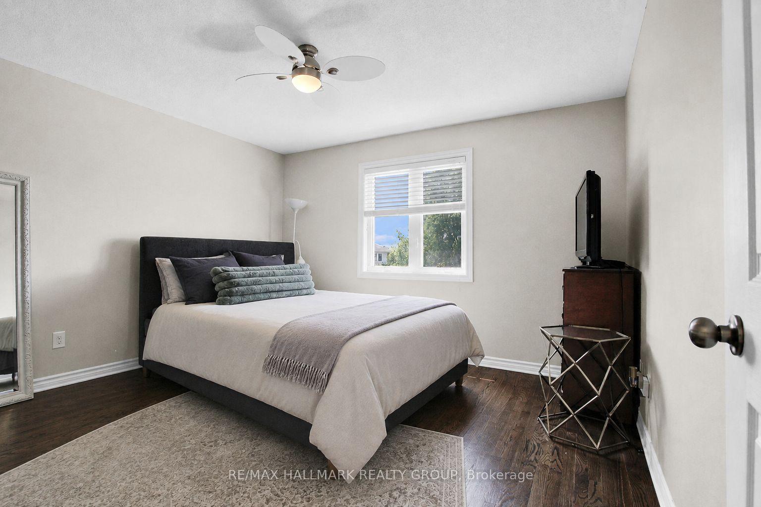 Photo 34 of 104 Strathcarron Crescent, Ottawa, Kanata - Morgan's Grant/South March — HOMEH