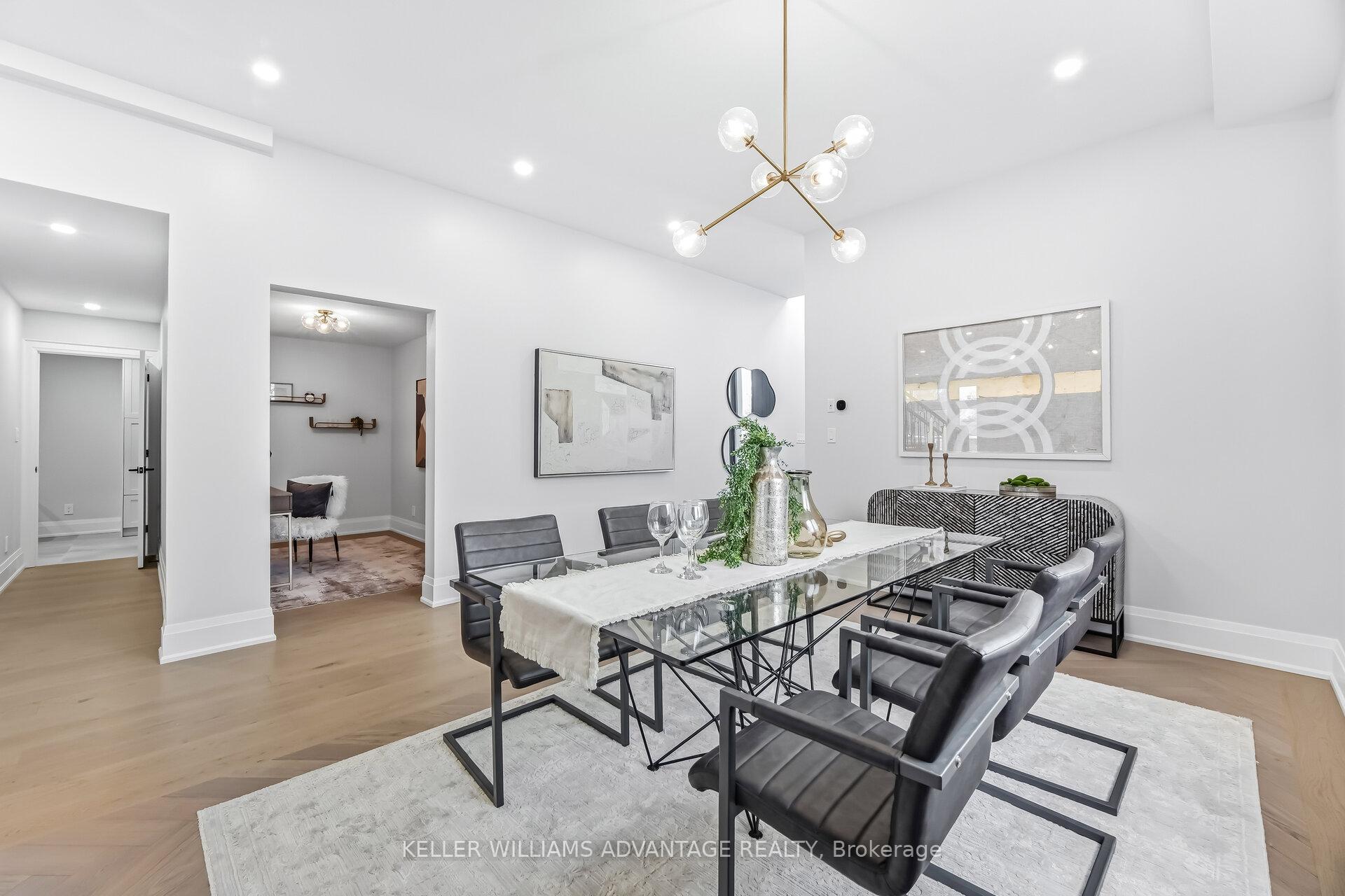 Photo 5 of 711 Hillview Crescent, Pickering, West Shore — HOMEH