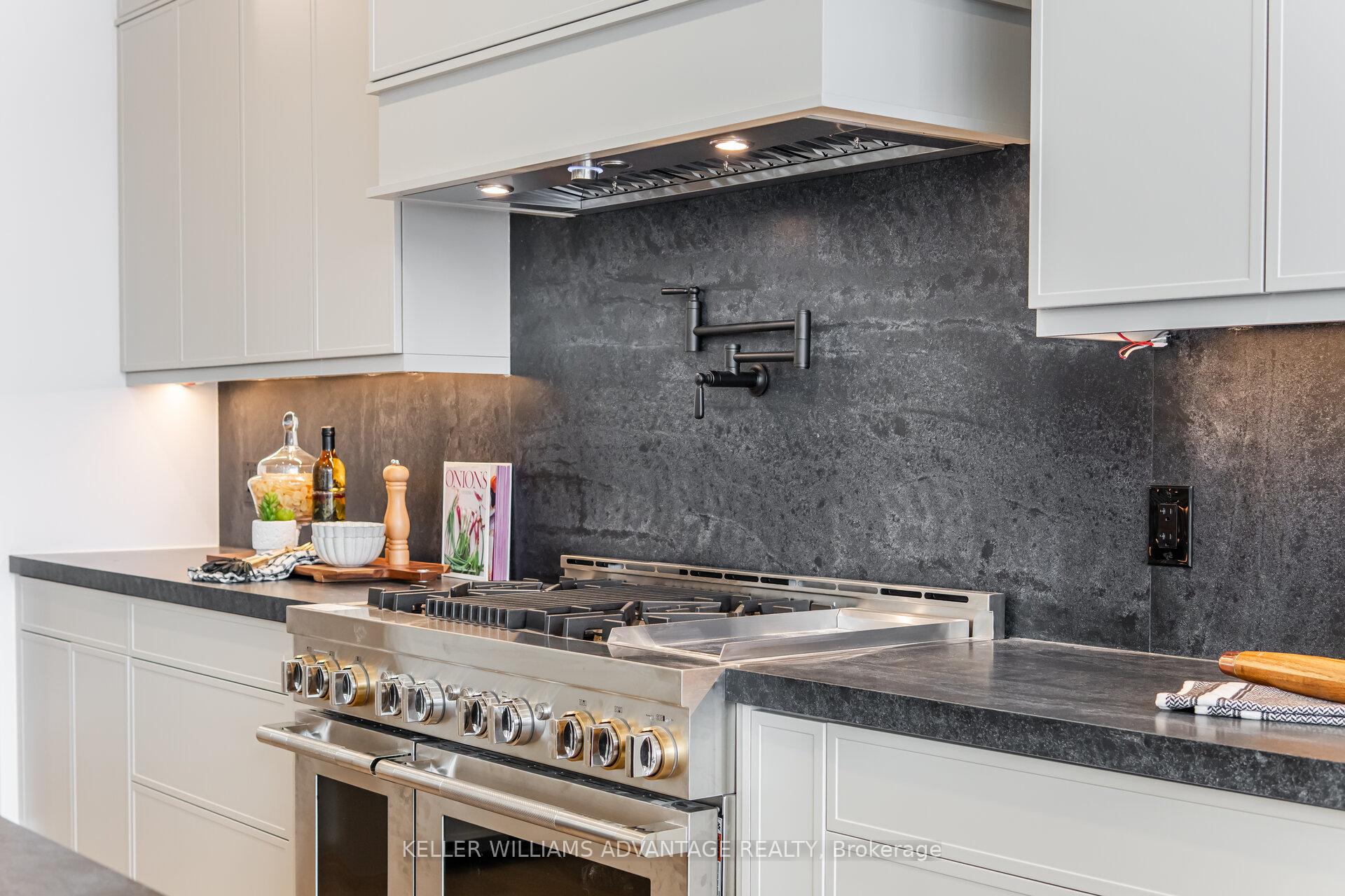 Photo 9 of 711 Hillview Crescent, Pickering, West Shore — HOMEH