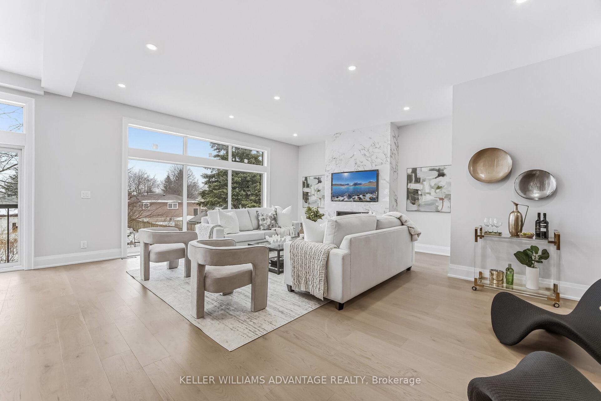 Photo 13 of 711 Hillview Crescent, Pickering, West Shore — HOMEH