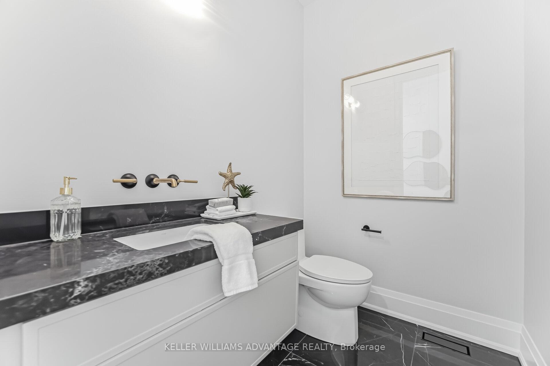 Photo 15 of 711 Hillview Crescent, Pickering, West Shore — HOMEH