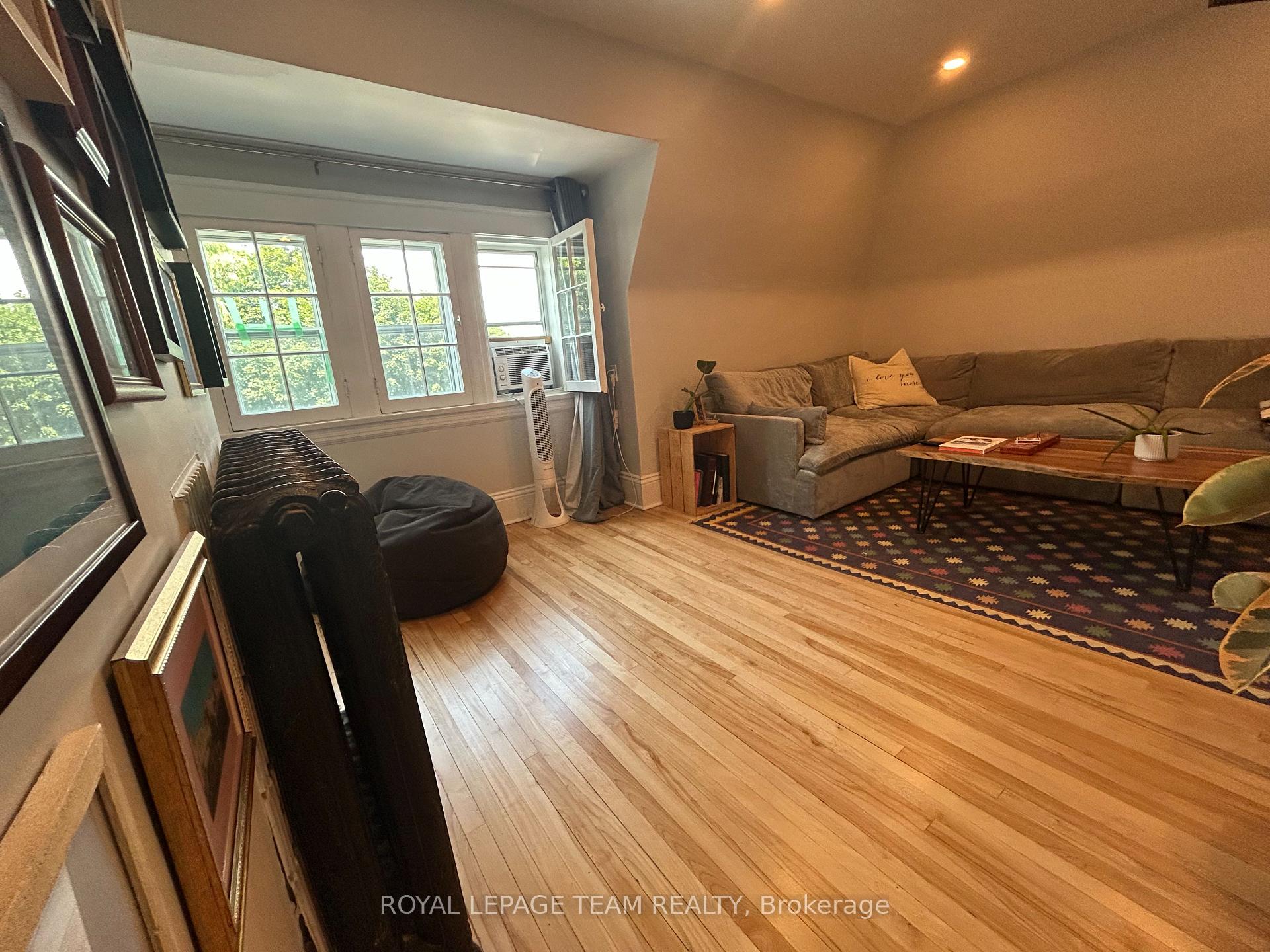 Photo 5 of Unit 3, 16 Powell Avenue, Ottawa, Glebe — HOMEH