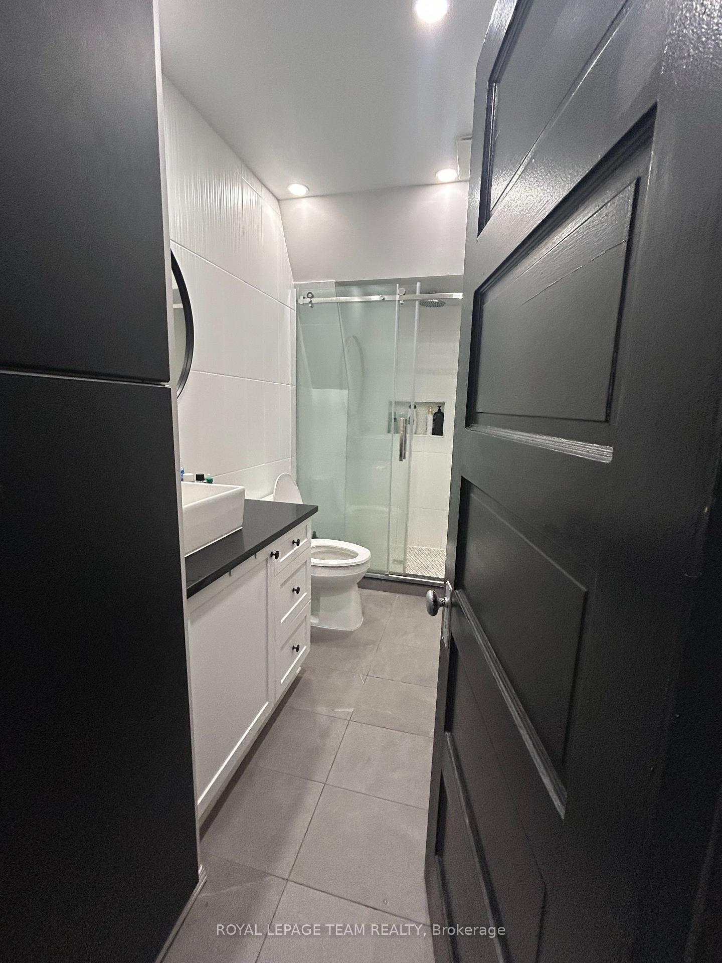 Photo 20 of Unit 3, 16 Powell Avenue, Ottawa, Glebe — HOMEH