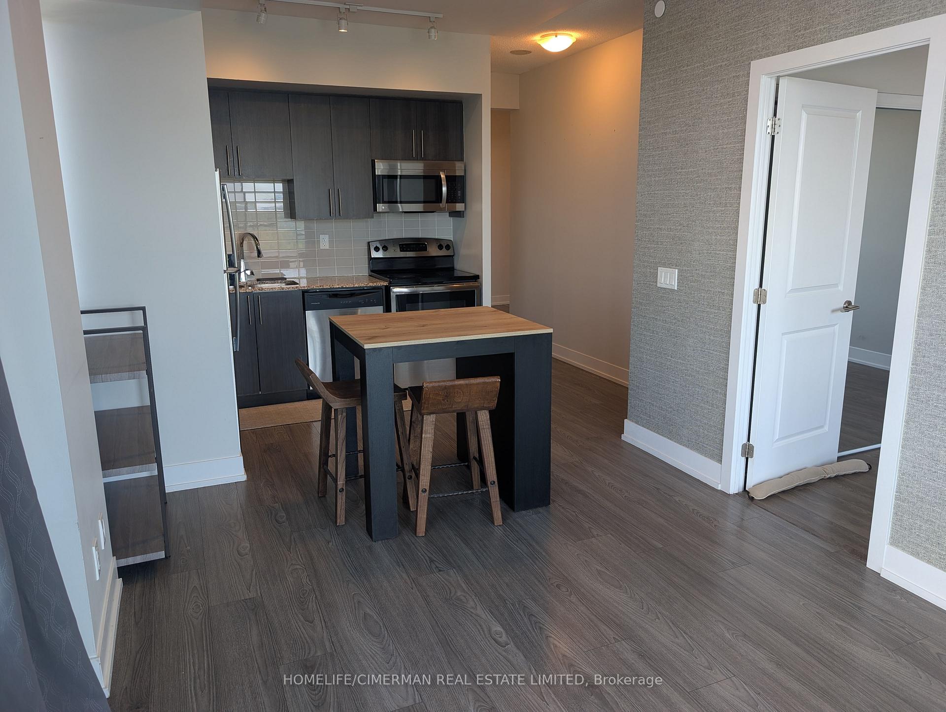 Photo 2 of Unit Lph--07, 1215 Bayly Street, Pickering, Bay Ridges — HOMEH