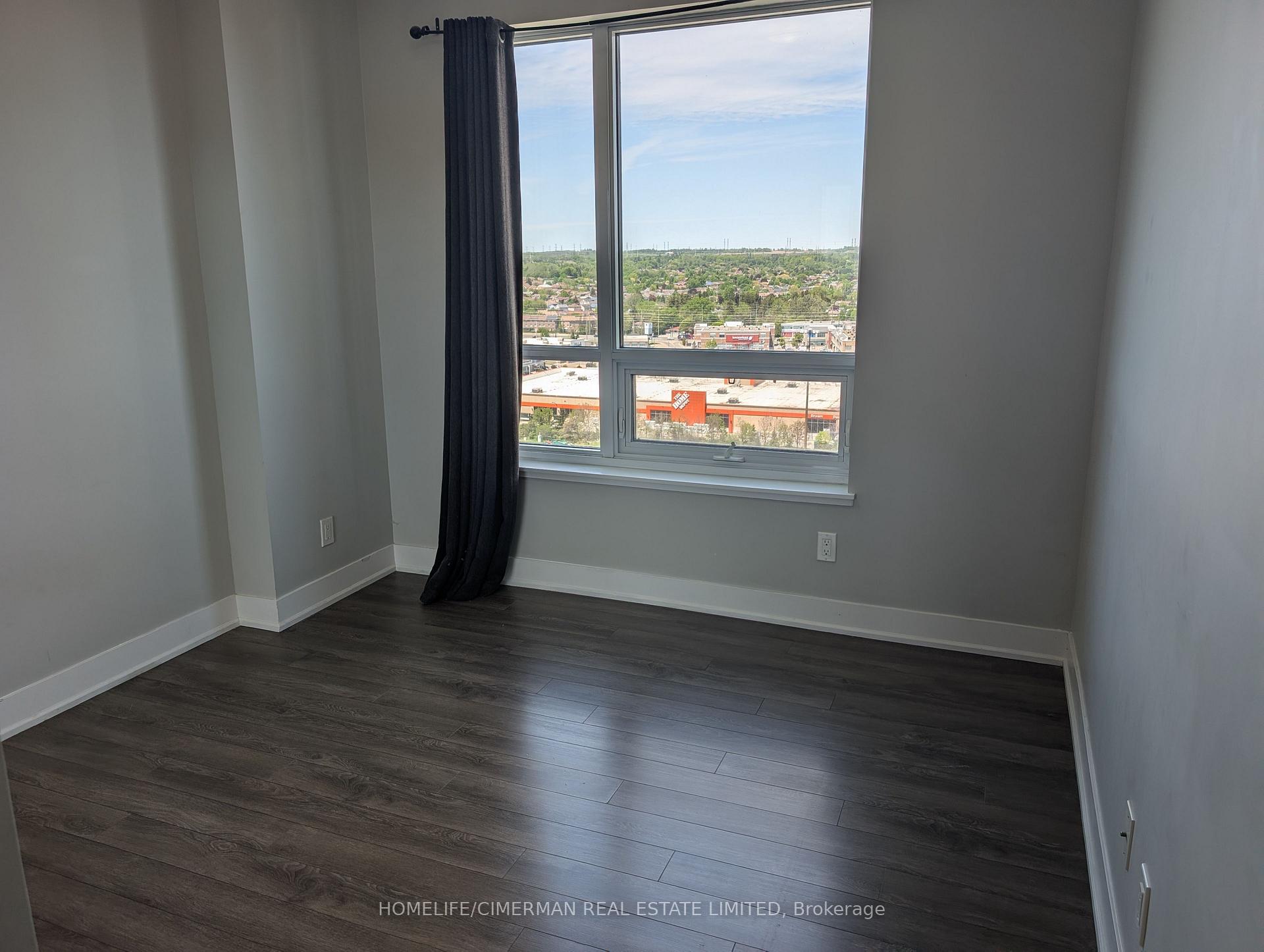 Photo 10 of Unit Lph--07, 1215 Bayly Street, Pickering, Bay Ridges — HOMEH