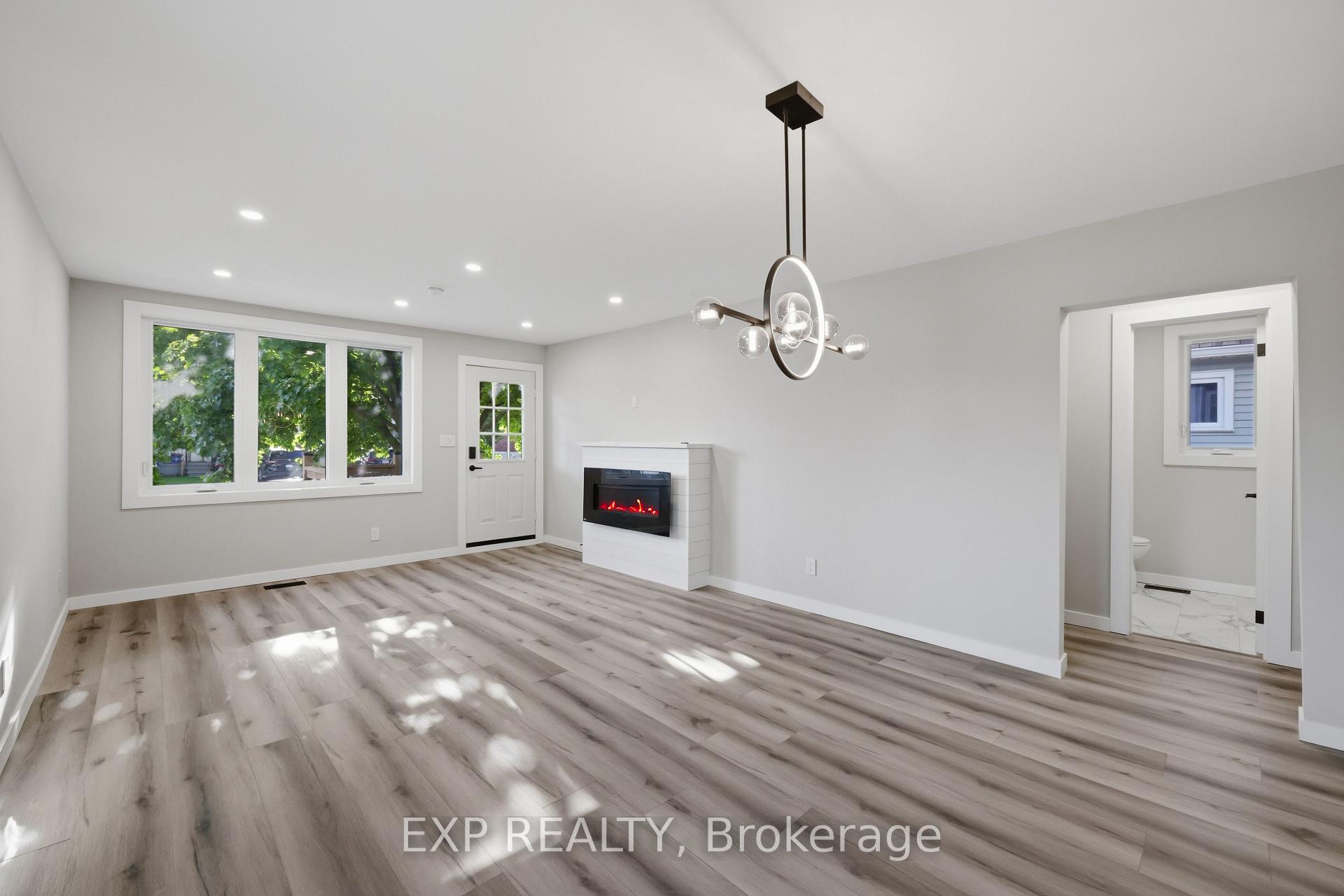 Photo 5 of 70 Mackay Avenue, London, South E — HOMEH