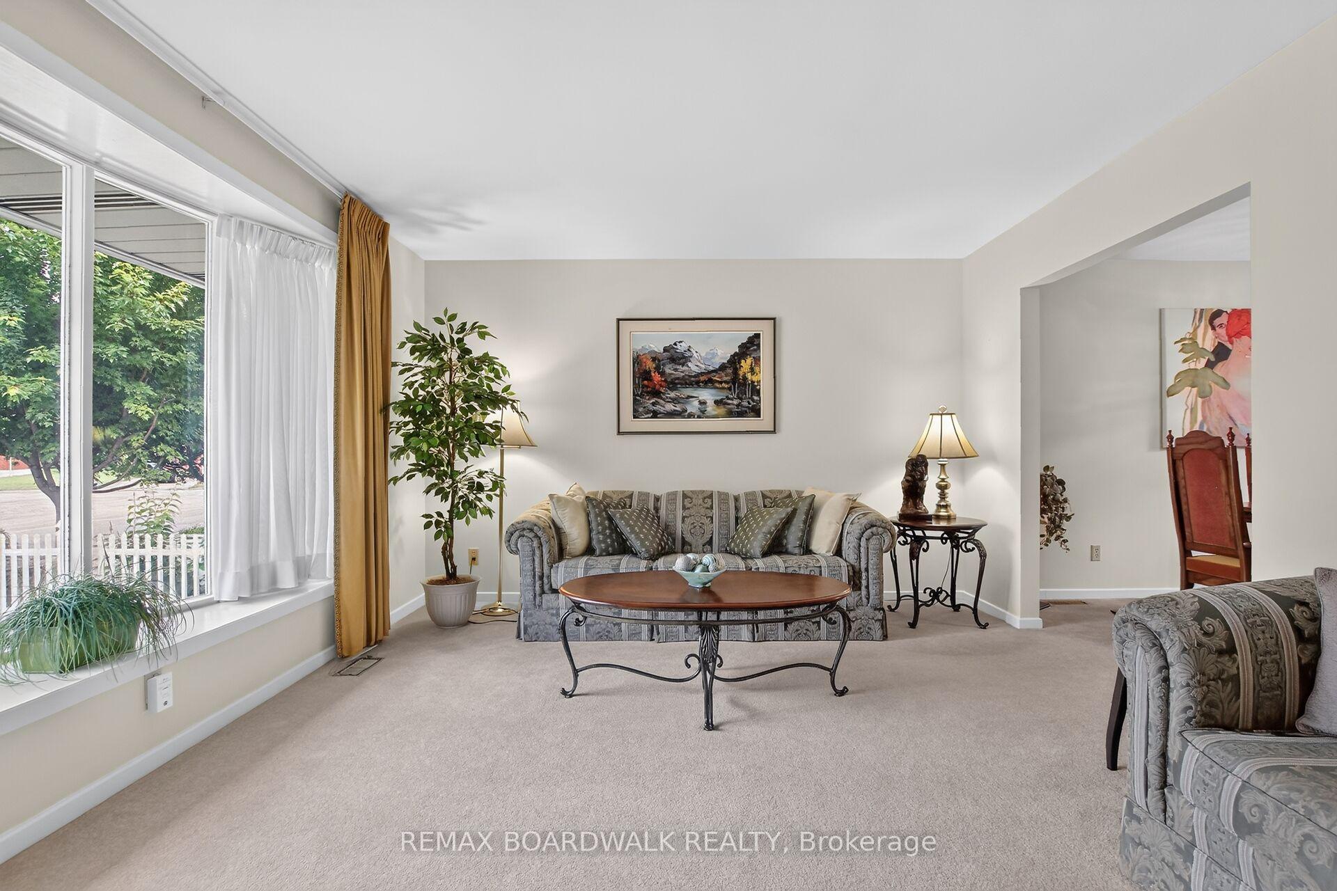 Photo 6 of 166 Dan Street, Arnprior, Arnprior — HOMEH
