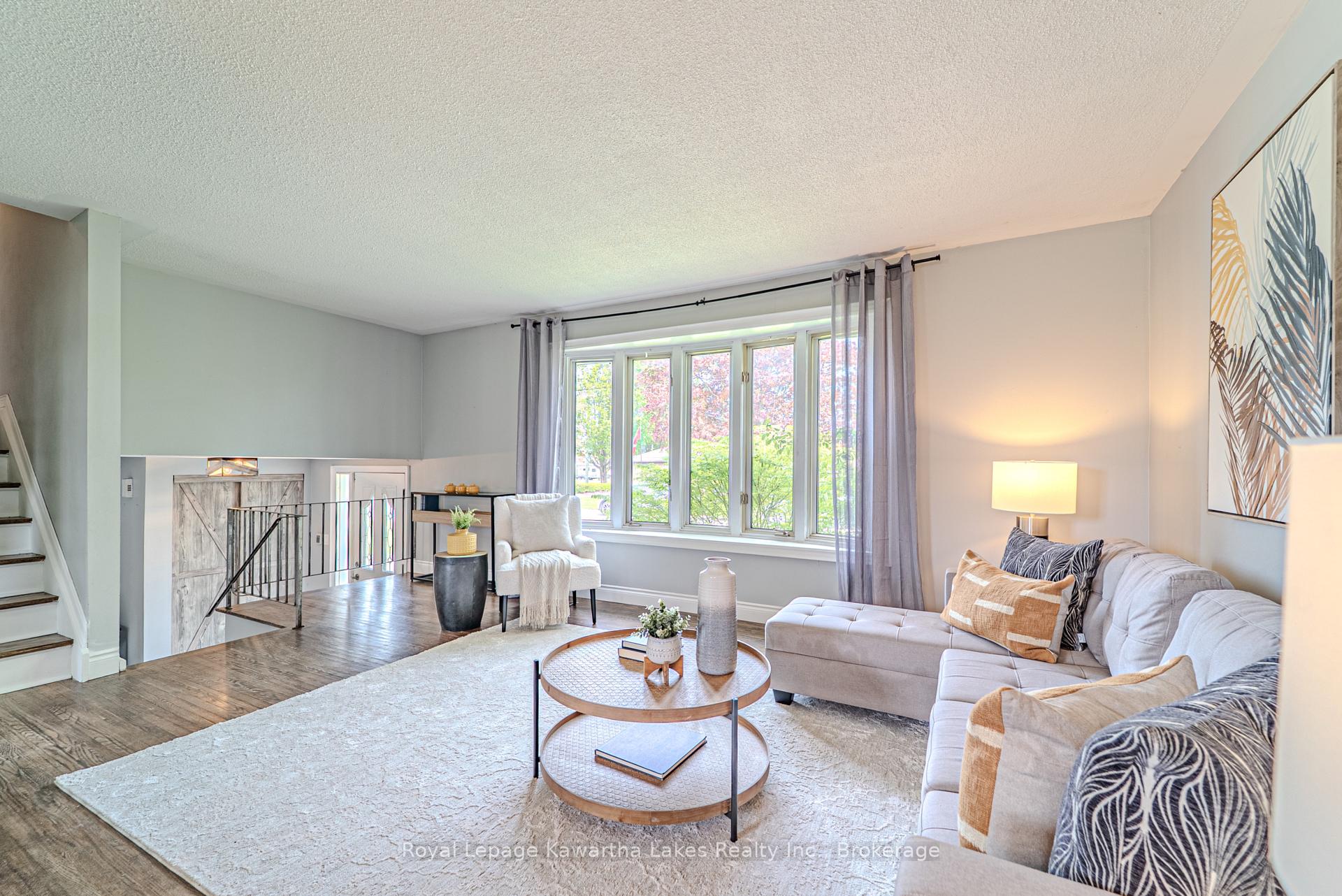 Photo 9 of 645 Hayden Crescent, Cobourg — HOMEH