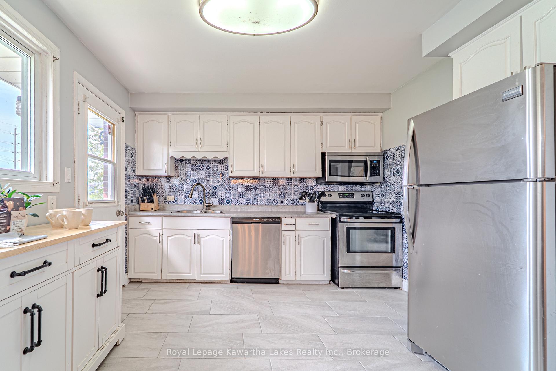 Photo 13 of 645 Hayden Crescent, Cobourg — HOMEH