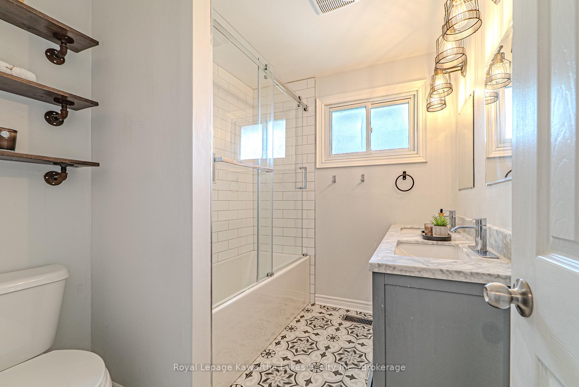 Photo 20 of 645 Hayden Crescent, Cobourg — HOMEH