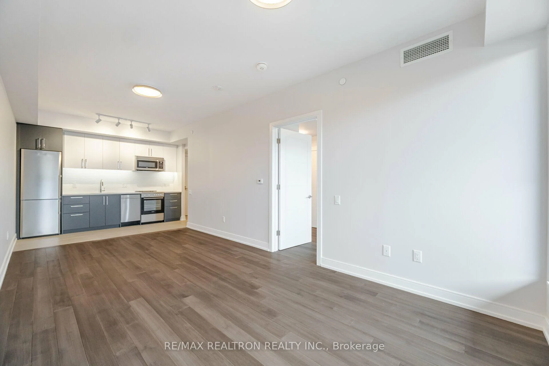 Photo 22 of Unit 307, 2525 Bathurst Street, Toronto, Forest Hill North — HOMEH