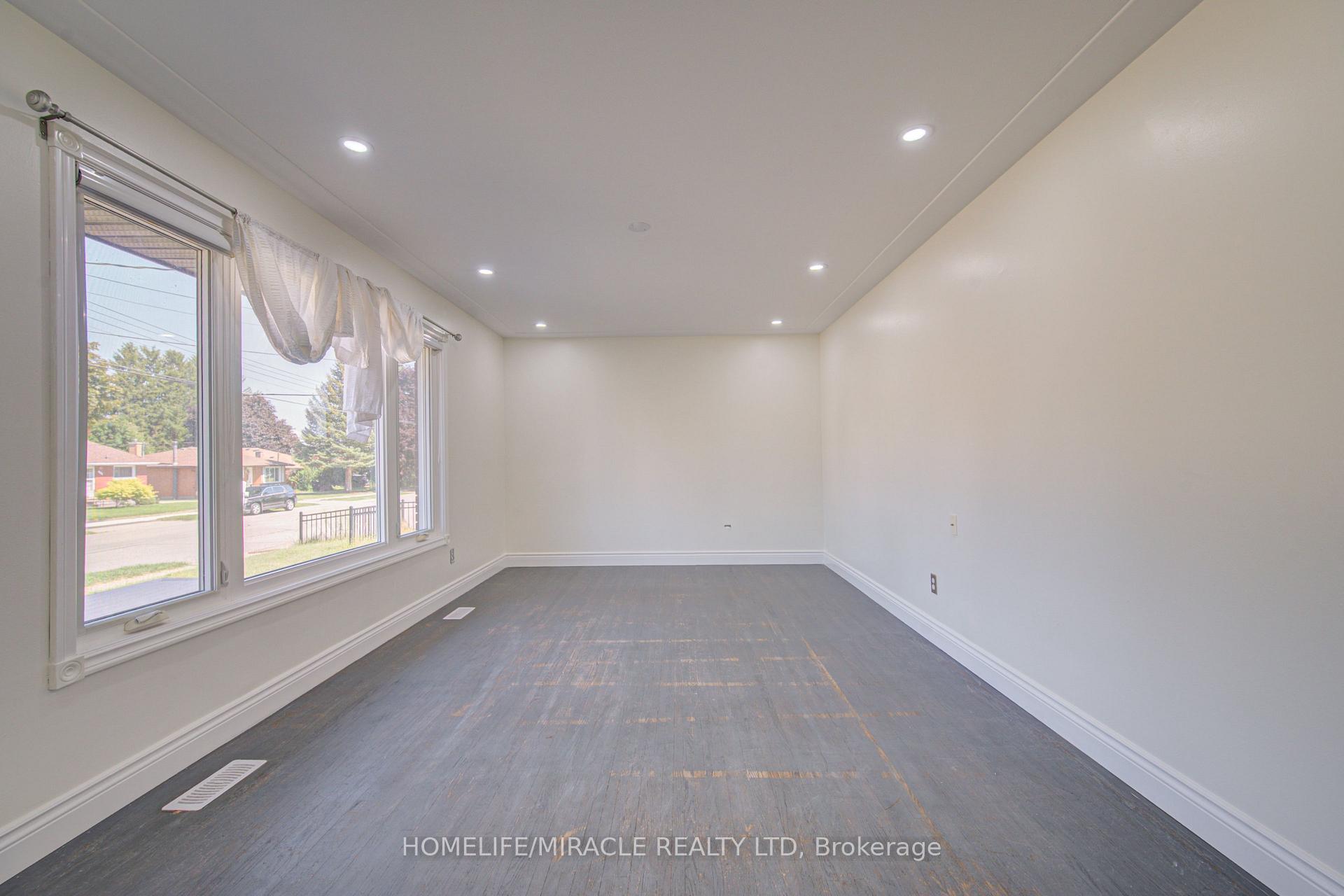 Photo 12 of 161 Kipling Avenue, Kitchener, Vanier - Kitchener — HOMEH