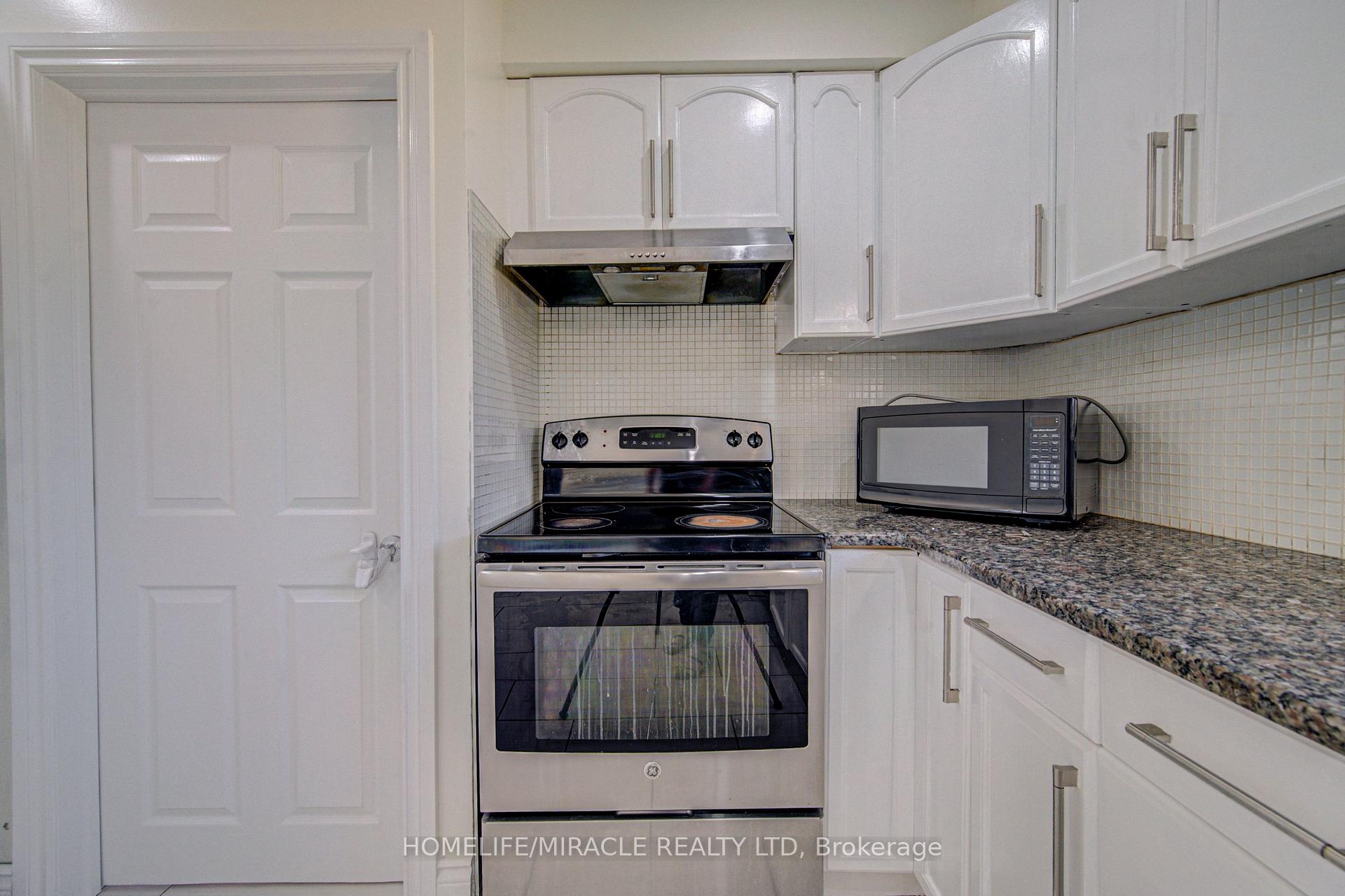 Photo 18 of 161 Kipling Avenue, Kitchener, Vanier - Kitchener — HOMEH