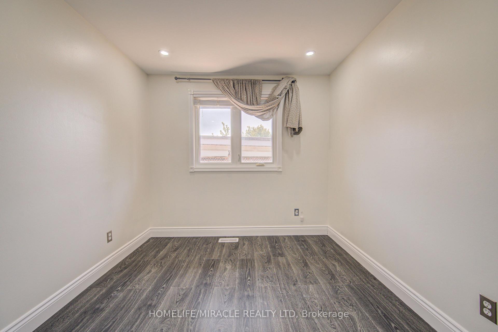 Photo 26 of 161 Kipling Avenue, Kitchener, Vanier - Kitchener — HOMEH