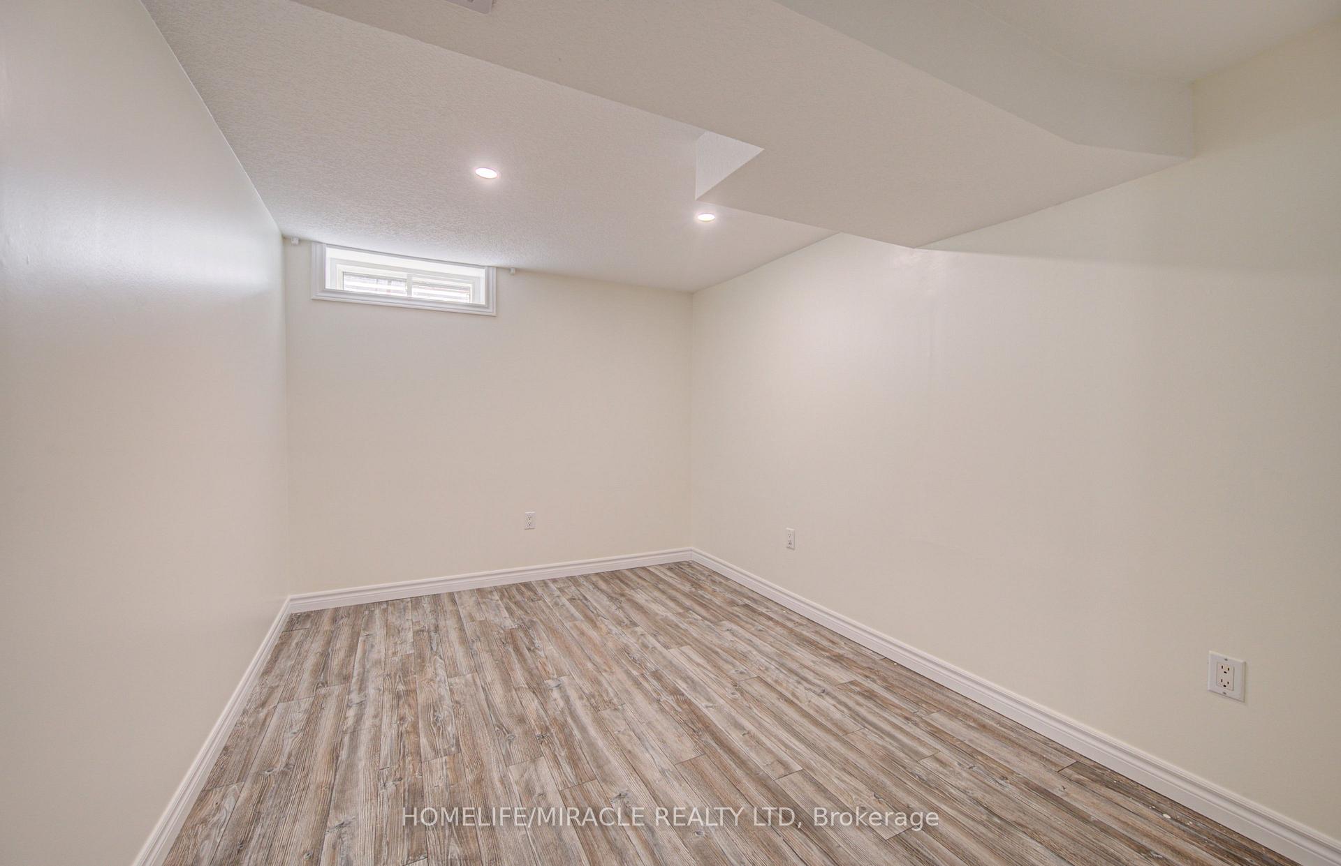 Photo 36 of 161 Kipling Avenue, Kitchener, Vanier - Kitchener — HOMEH