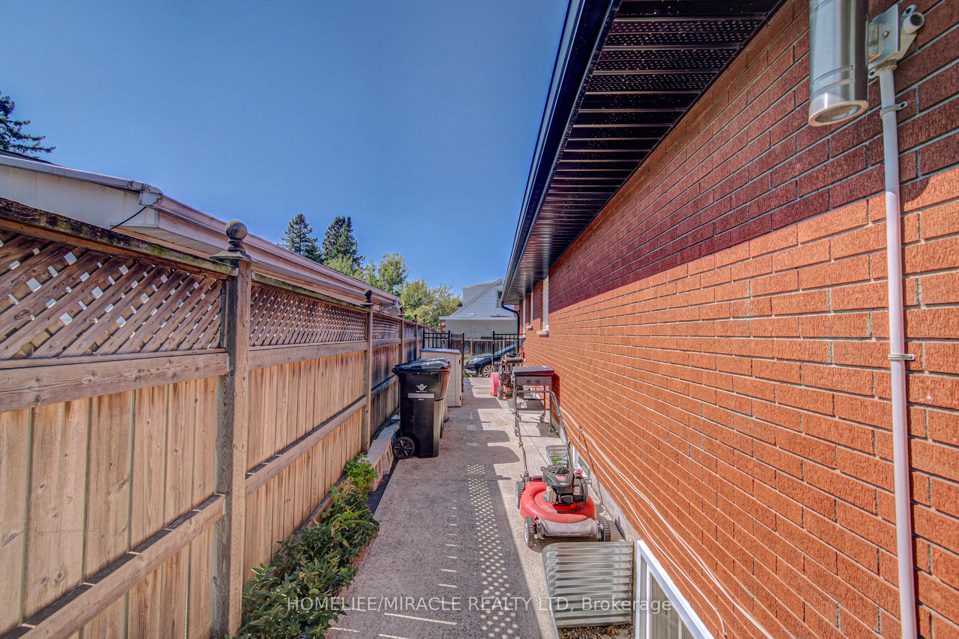 Photo 41 of 161 Kipling Avenue, Kitchener, Vanier - Kitchener — HOMEH