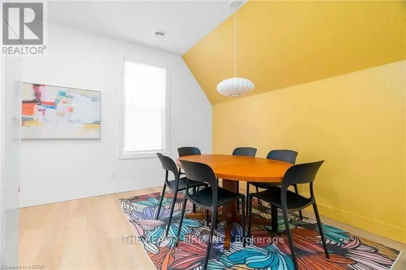 Photo 11 of Unit 3, 304 Oxford Street E, London, East B — HOMEH