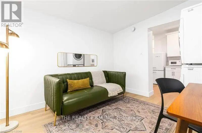 Photo 13 of Unit 3, 304 Oxford Street E, London, East B — HOMEH