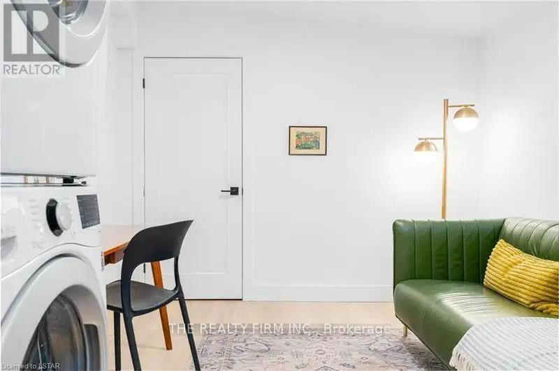 Photo 14 of Unit 3, 304 Oxford Street E, London, East B — HOMEH
