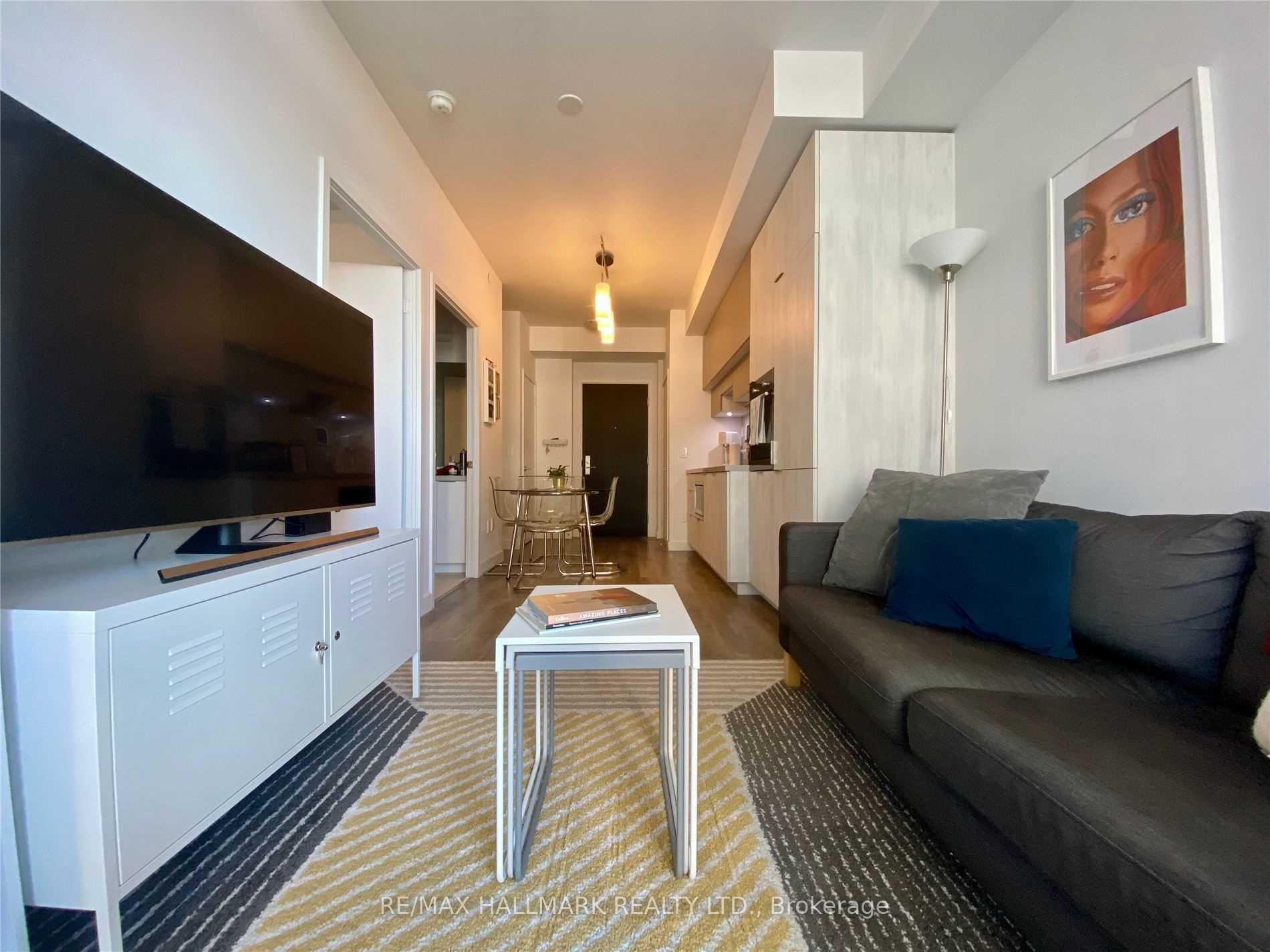 Photo 10 of Unit 604, 8 Eglinton Avenue E, Toronto, Mount Pleasant West — HOMEH