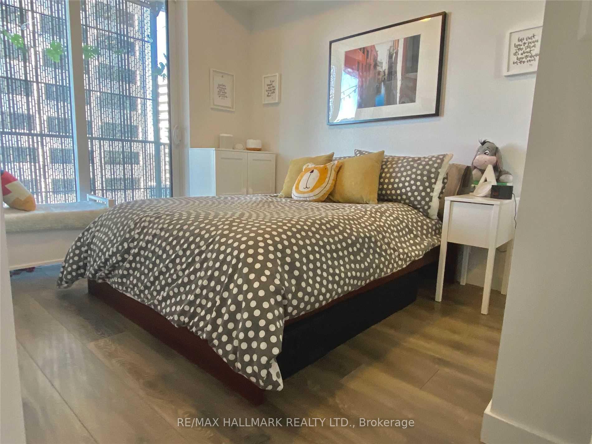 Photo 12 of Unit 604, 8 Eglinton Avenue E, Toronto, Mount Pleasant West — HOMEH