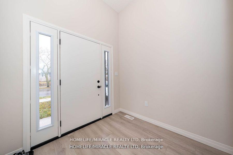 Photo 11 of 139 Siebert Avenue, Kitchener, Vanier - Kitchener — HOMEH