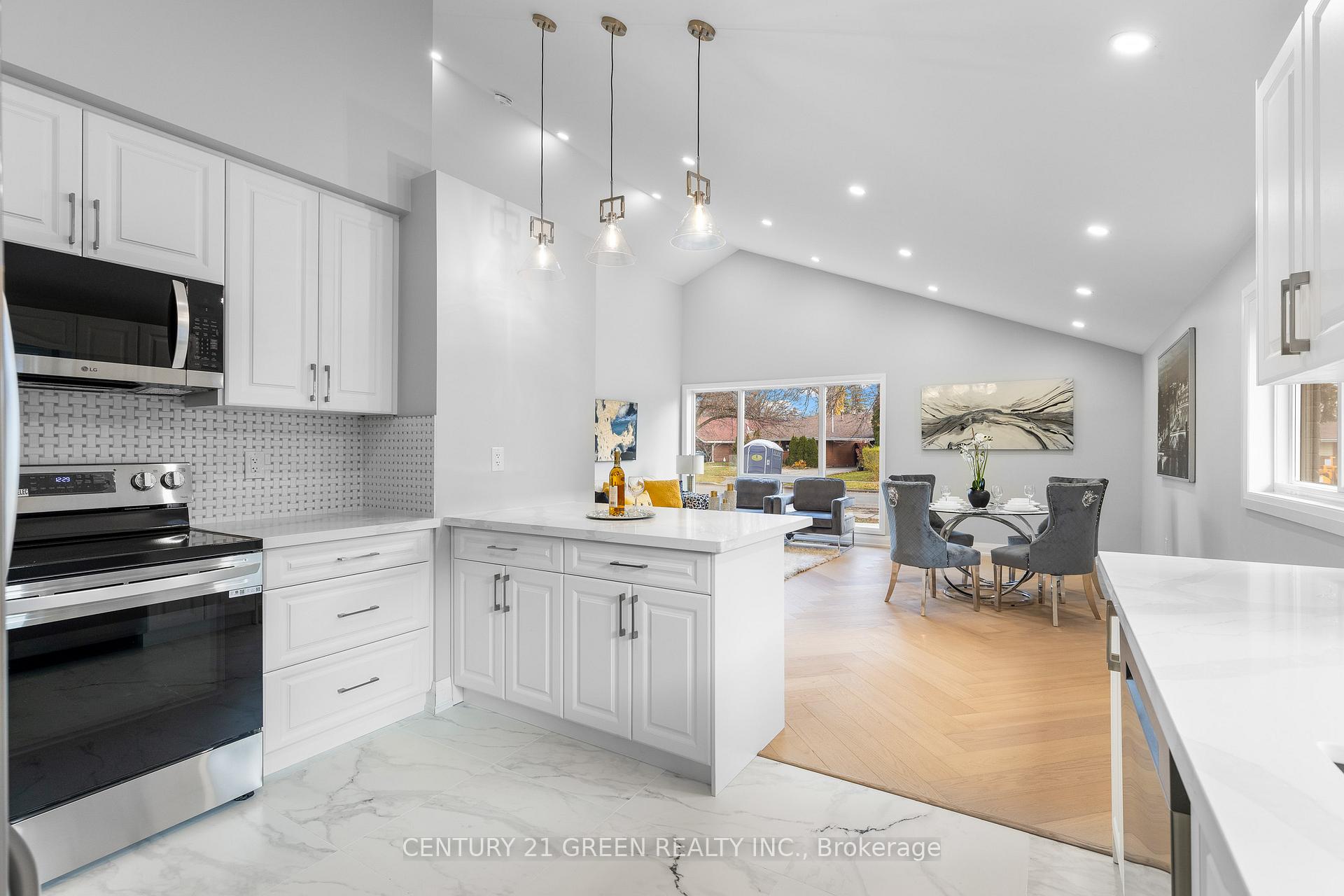Photo 17 of Unit MAIN, 32 Brookridge Drive, Scarborough, Bendale — HOMEH