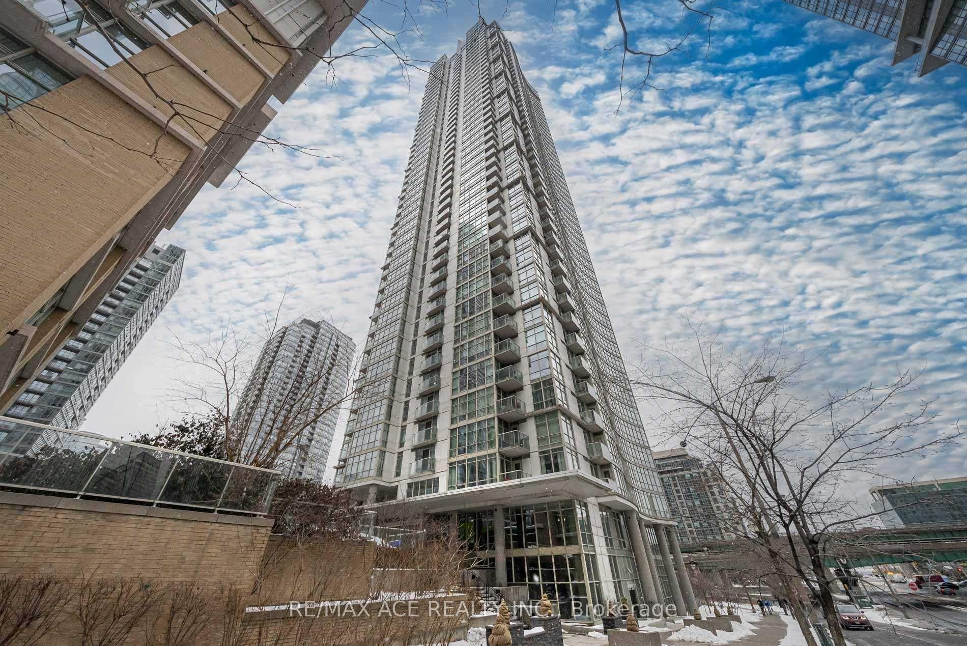Front of Unit 1801, 35 Mariner Terrace