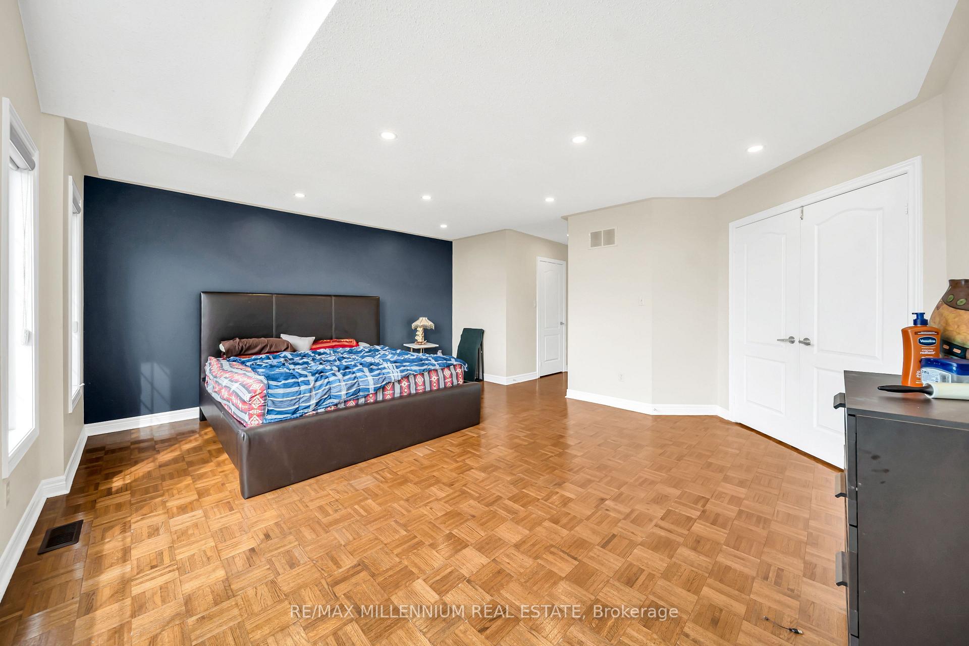 Photo 27 of 161 Julia Valentia Avenue, Vaughan, Sonoma Heights — HOMEH
