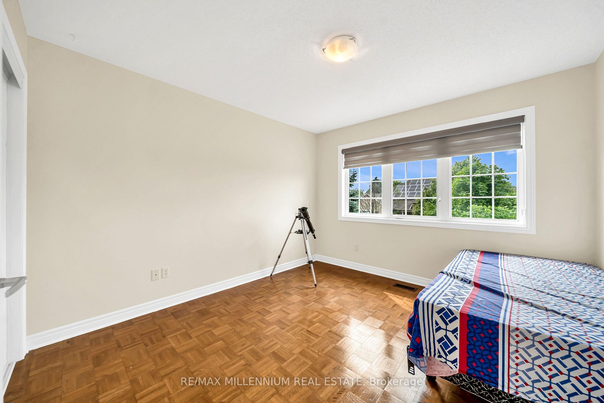 Photo 31 of 161 Julia Valentia Avenue, Vaughan, Sonoma Heights — HOMEH