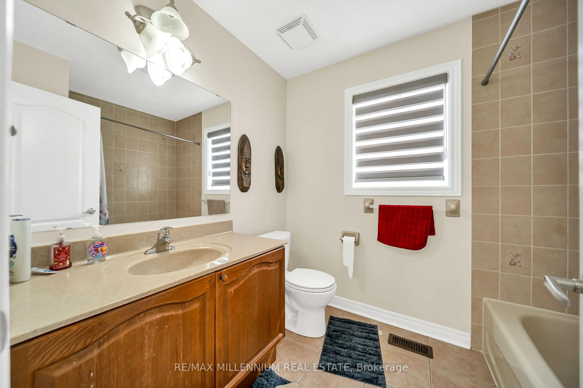 Photo 33 of 161 Julia Valentia Avenue, Vaughan, Sonoma Heights — HOMEH