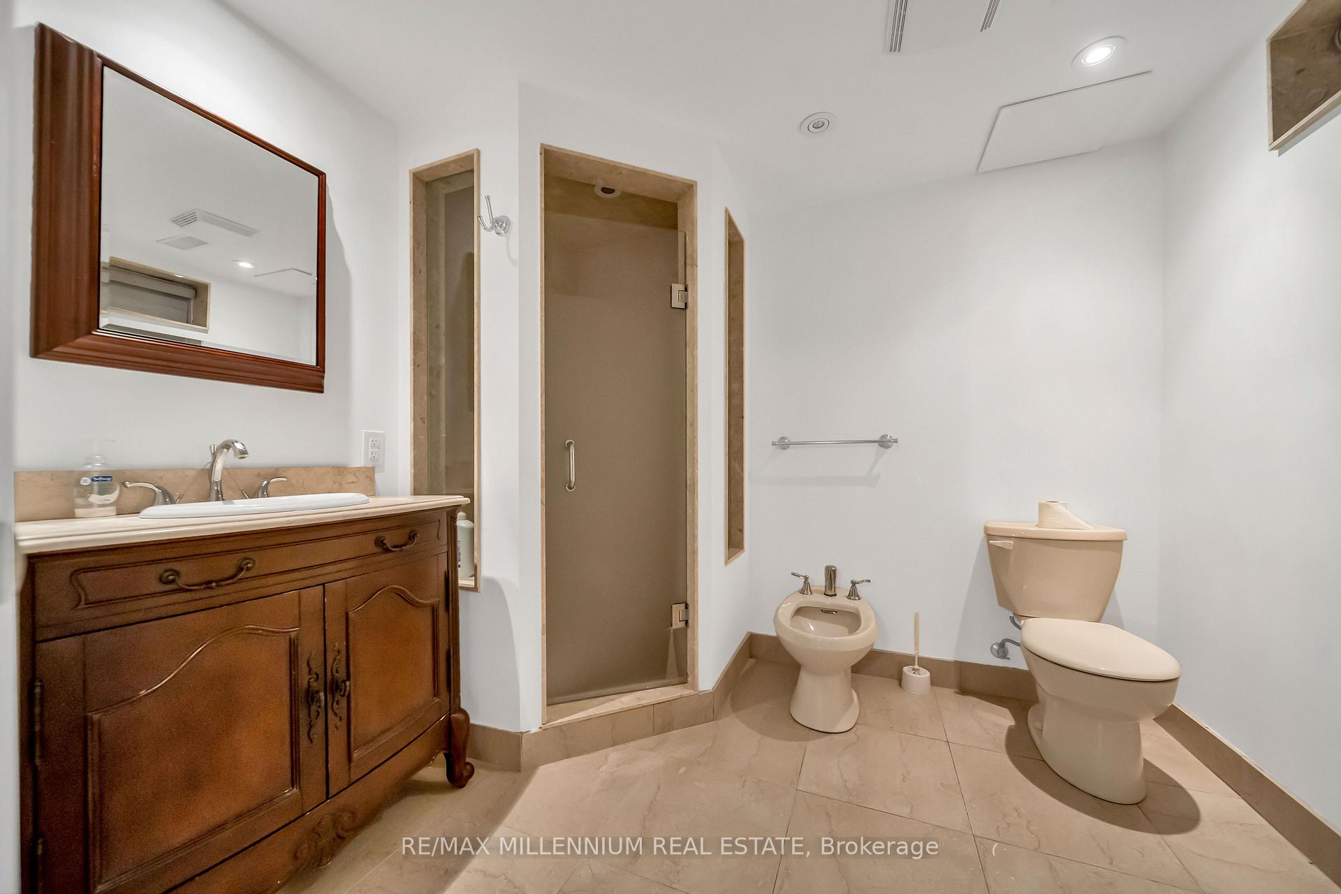 Photo 42 of 161 Julia Valentia Avenue, Vaughan, Sonoma Heights — HOMEH