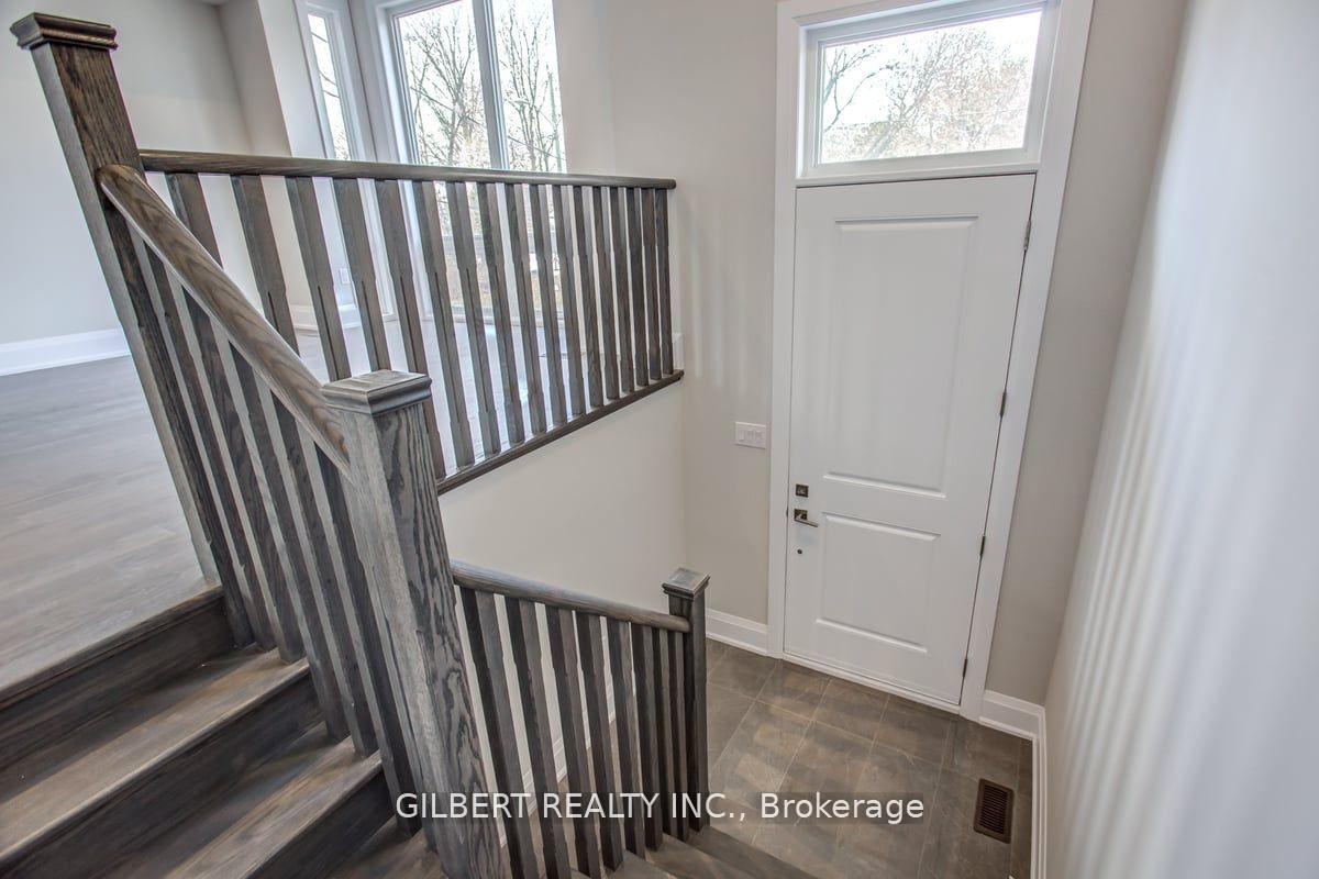 Photo 2 of 35B Marquette Avenue, Toronto, Englemount-Lawrence — HOMEH